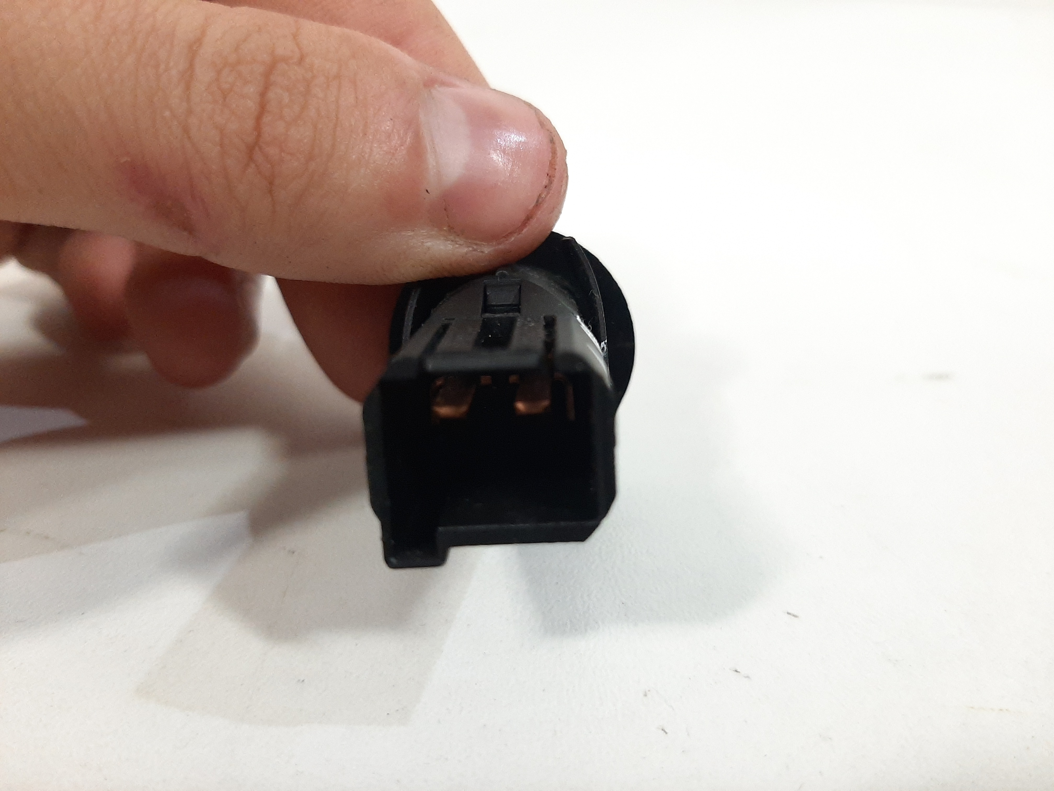 Botão Abertura Portinhola Jeep Grand Cherokee 2011 A 2015 6