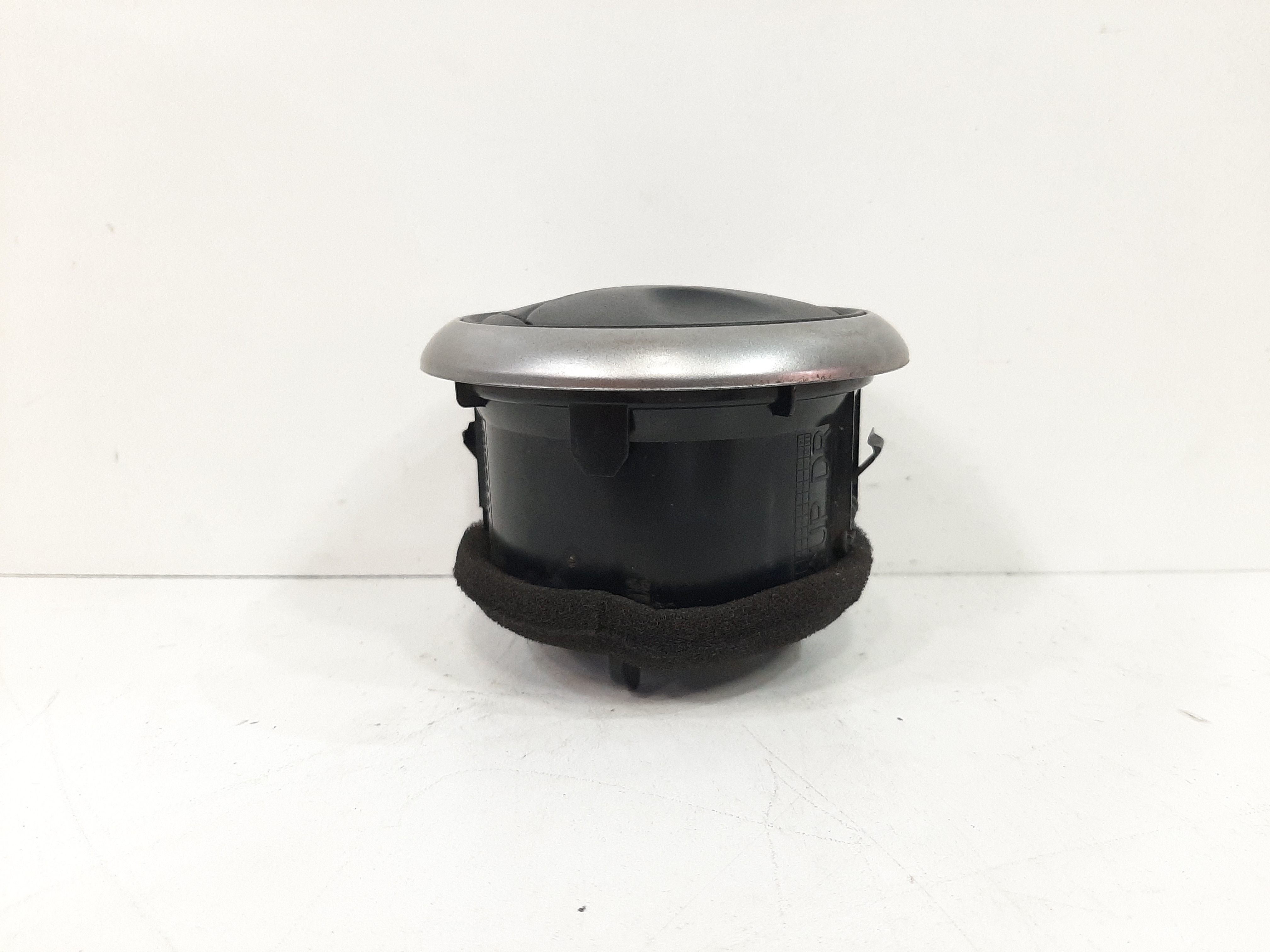 Difusor Ar Lado Esquerdo Painel Nissan Livina 2010 A 2014 4