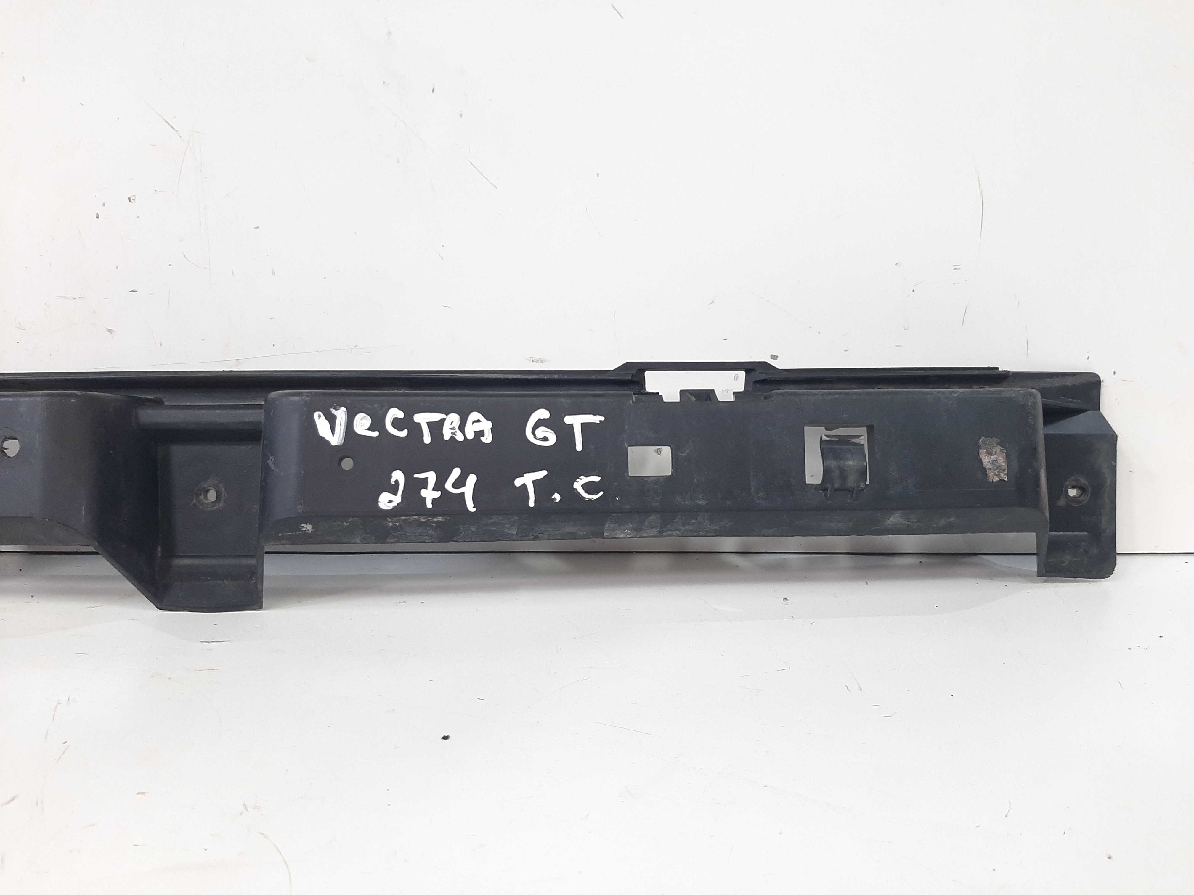 Guia Suporte Parachoque Traseiro Central Vectra 2006 A 2012 6