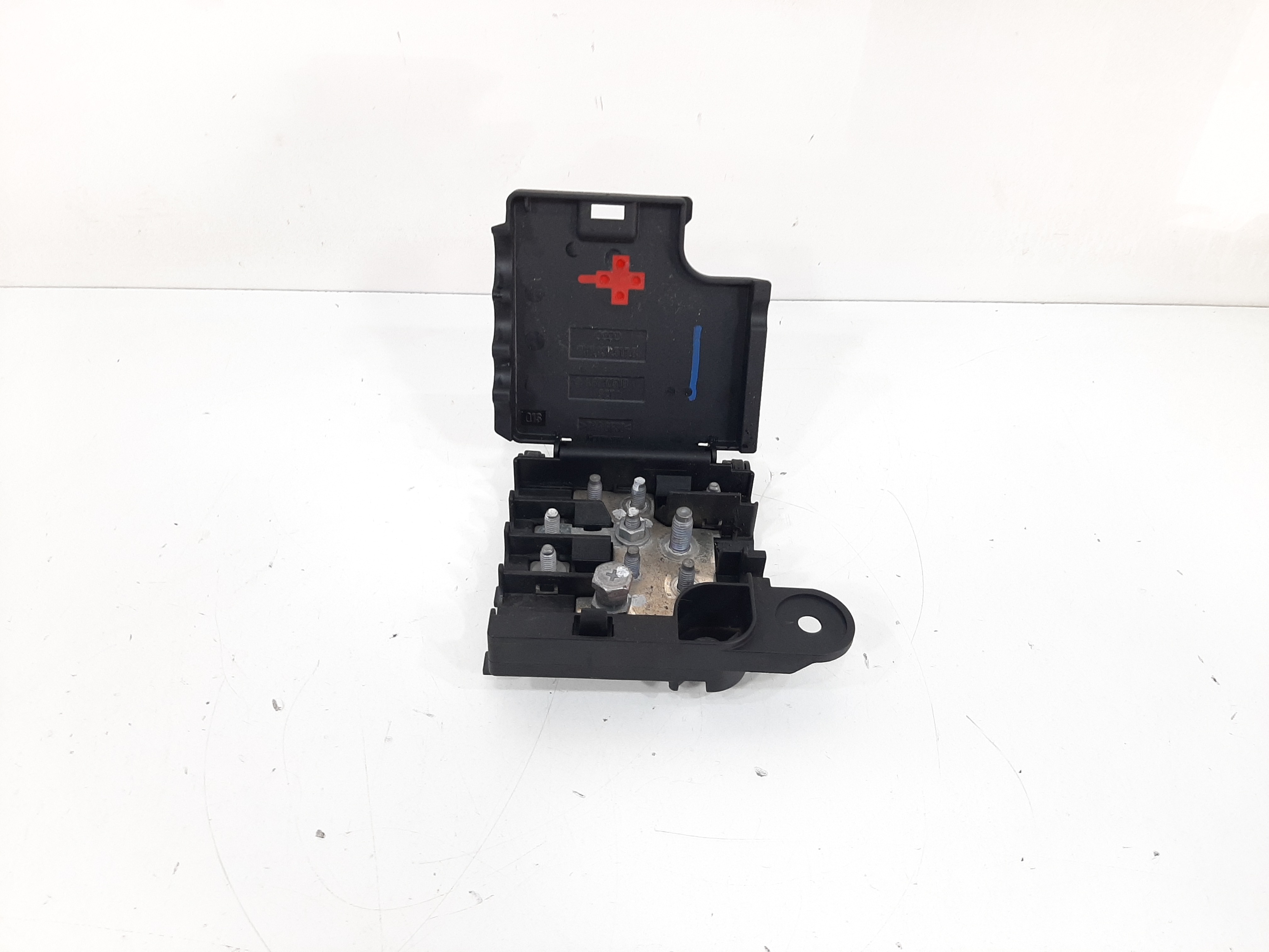 Caixa Fusível Bateria Positivo Audi A4 1.8 2013 2014 2015 7