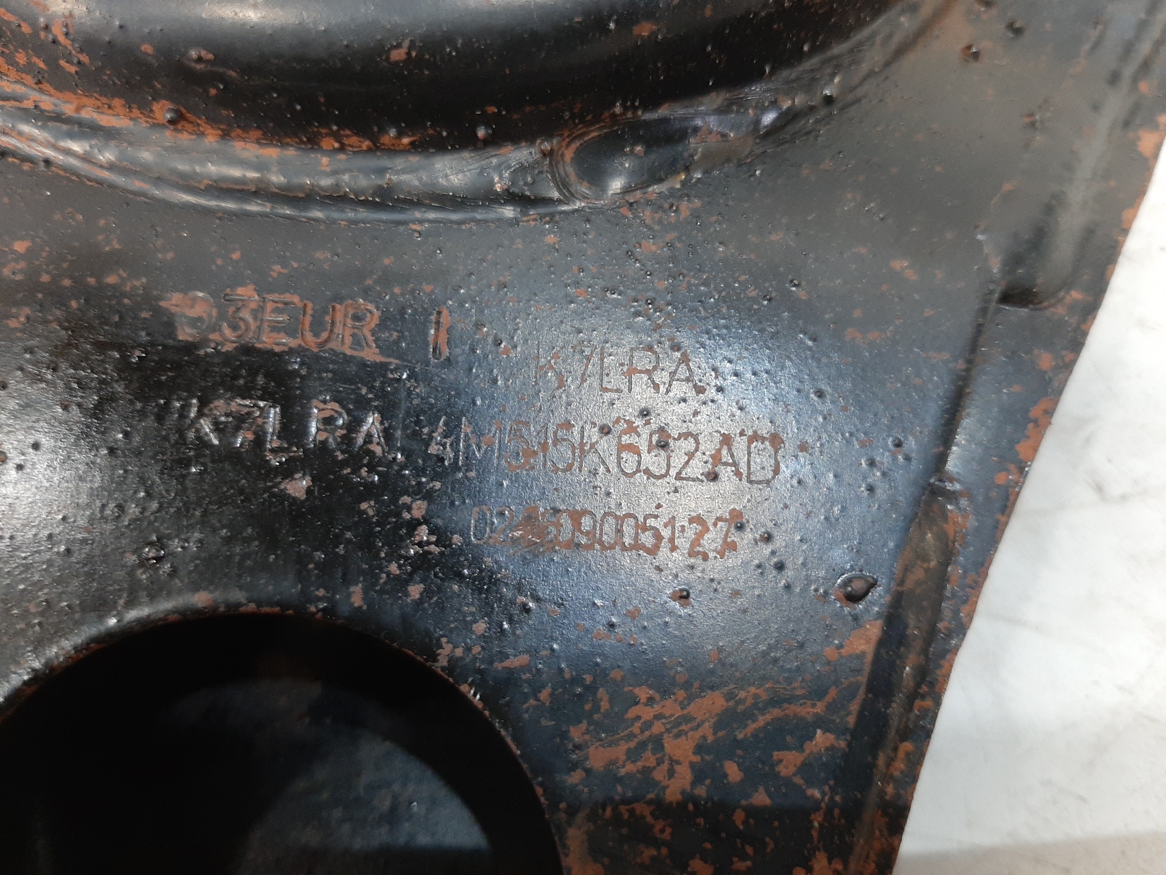 Bandeja Suspensão Traseira Direita Ford Focus 2009 A 2013 8