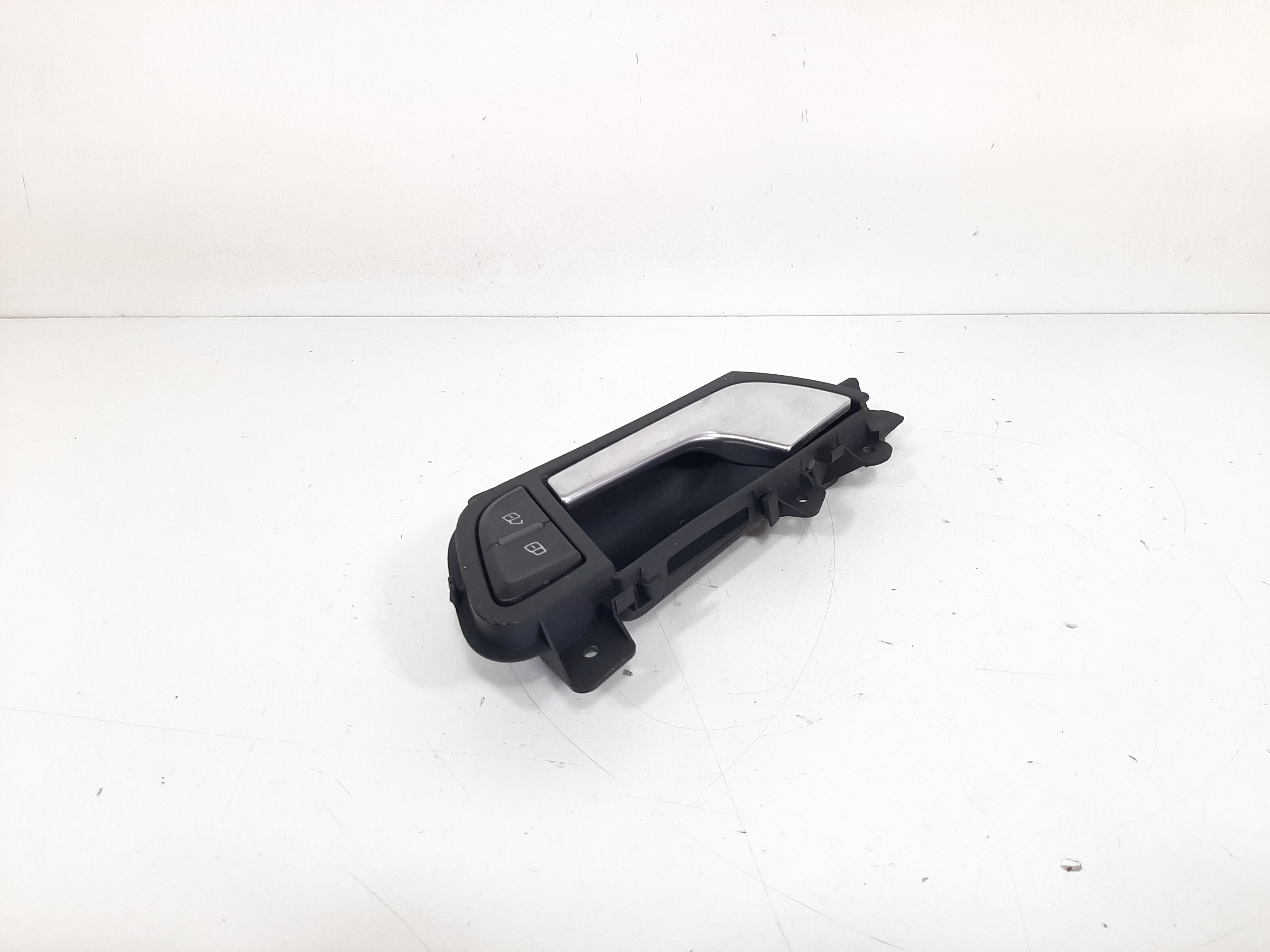 Maçaneta Interna Dianteira Esquerda Audi A4 2010 2011 A 2015 4