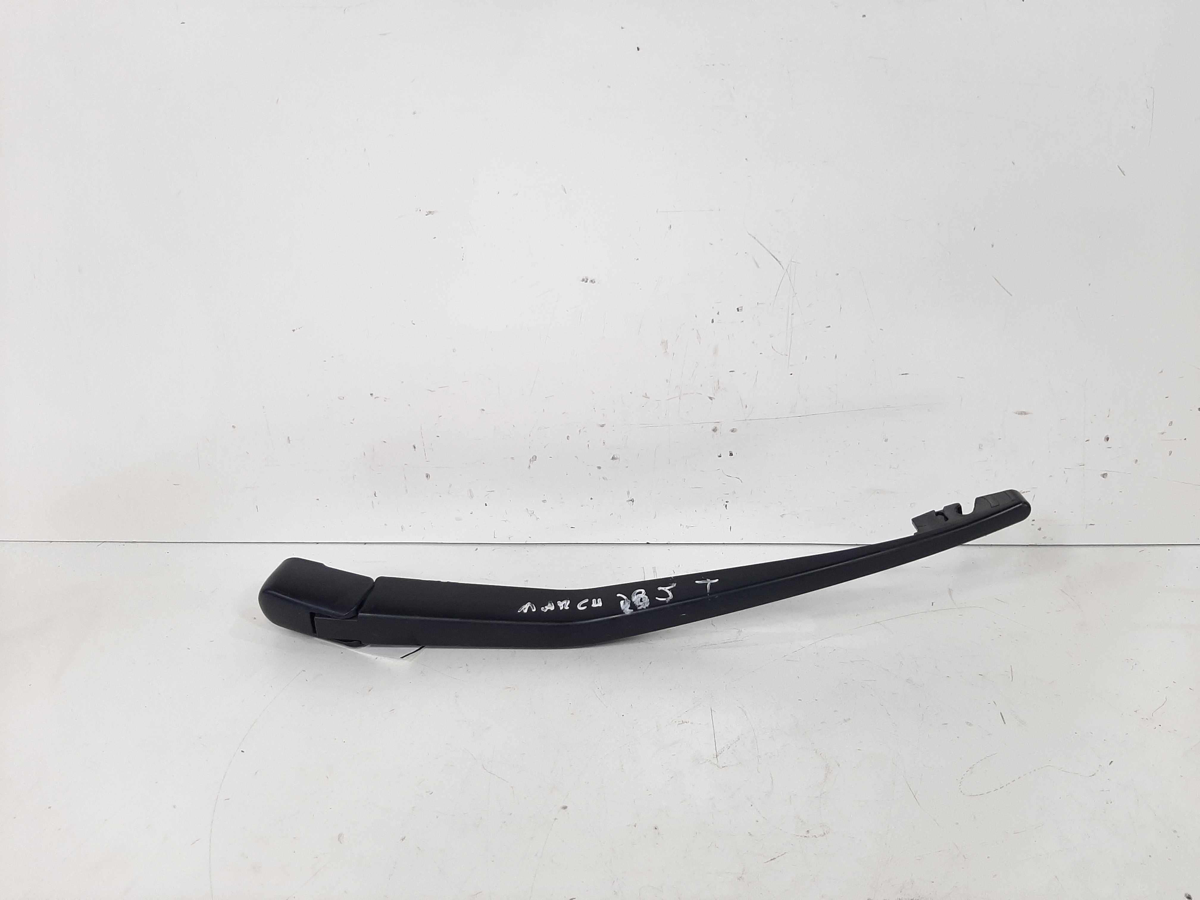 Braço Limpador Vigia Traseiro Nissan March 2011 2012 A 2014 1