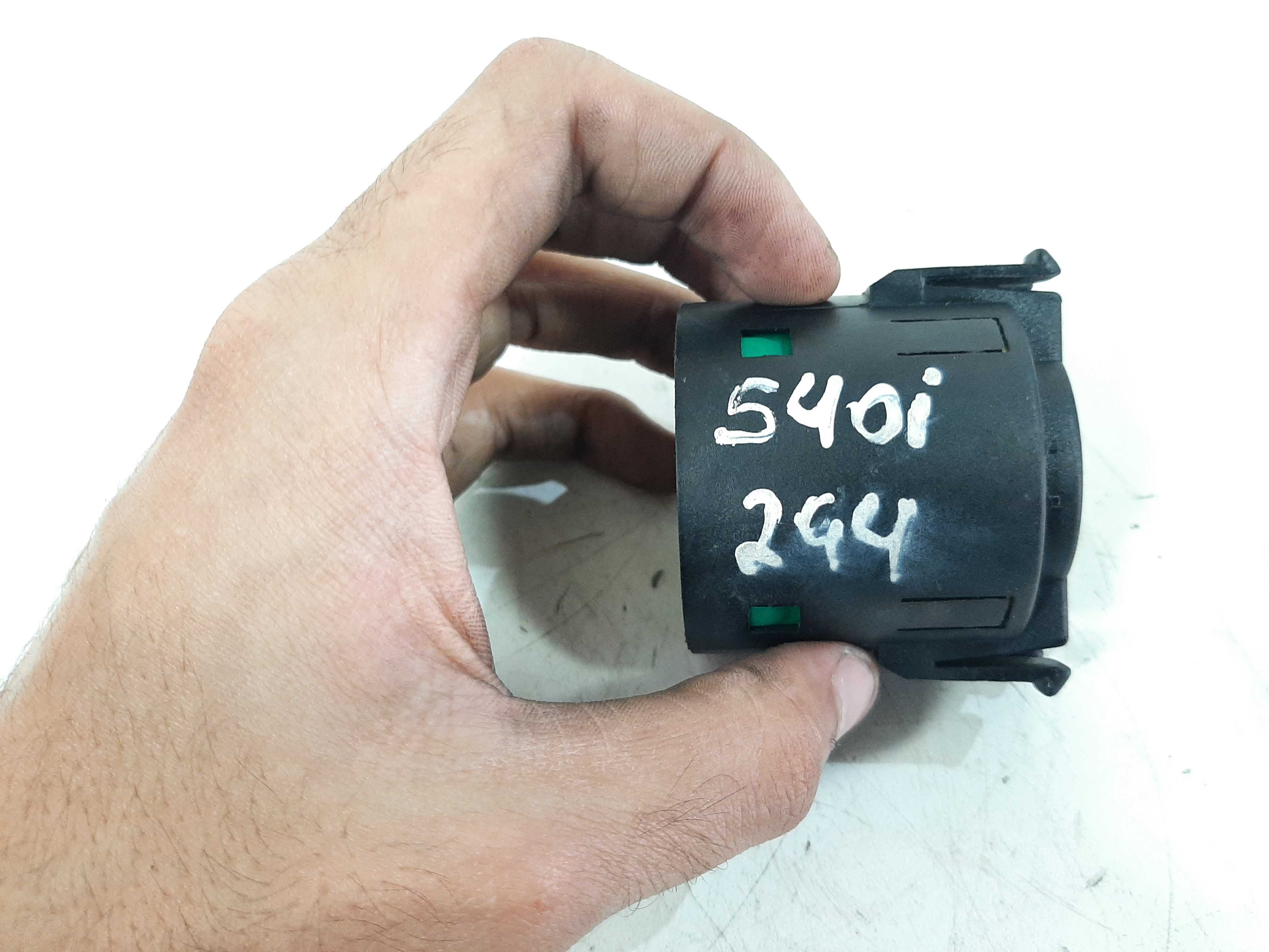 Sonorizador Portas Abertas Bmw 540i Cod: 8 360 995 Serie 5 1