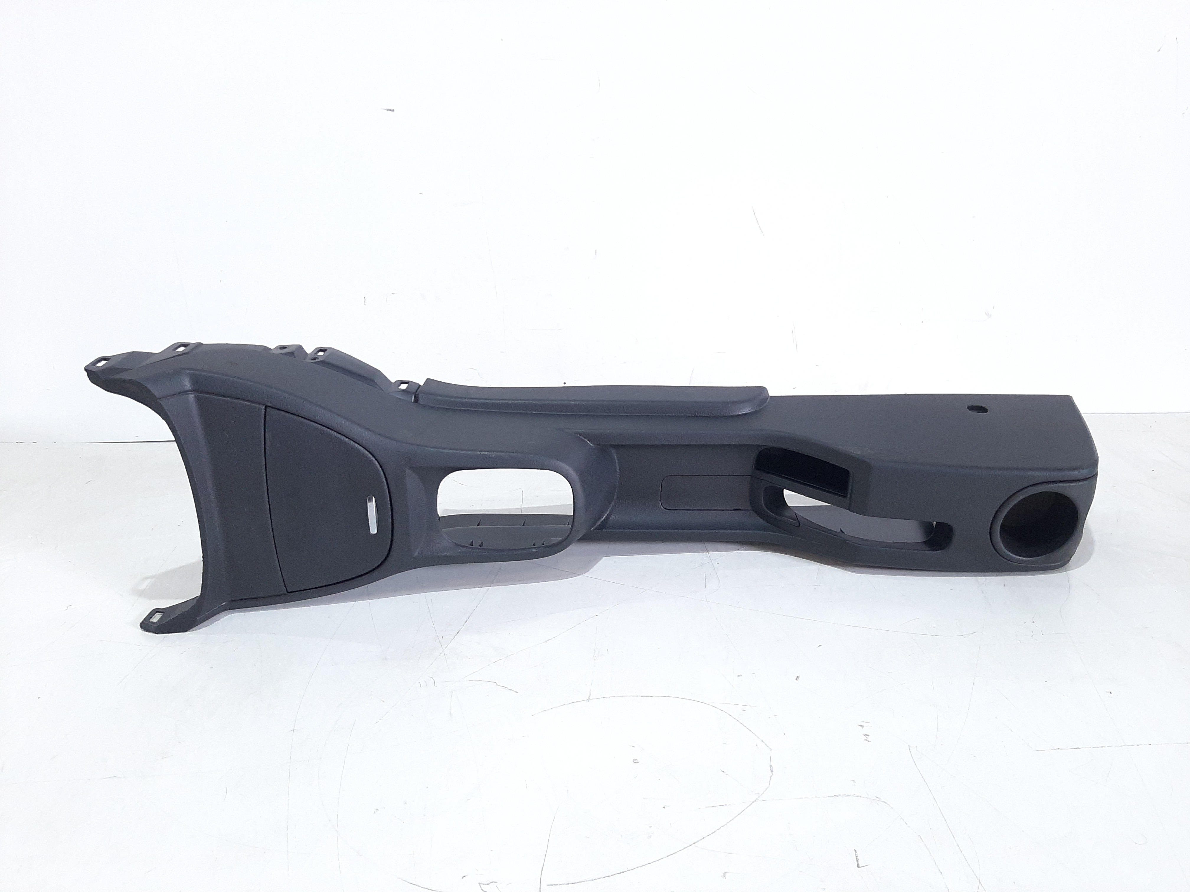 Console Central C/porta Objeto Nissan Livina 2010 11 A 2014 4