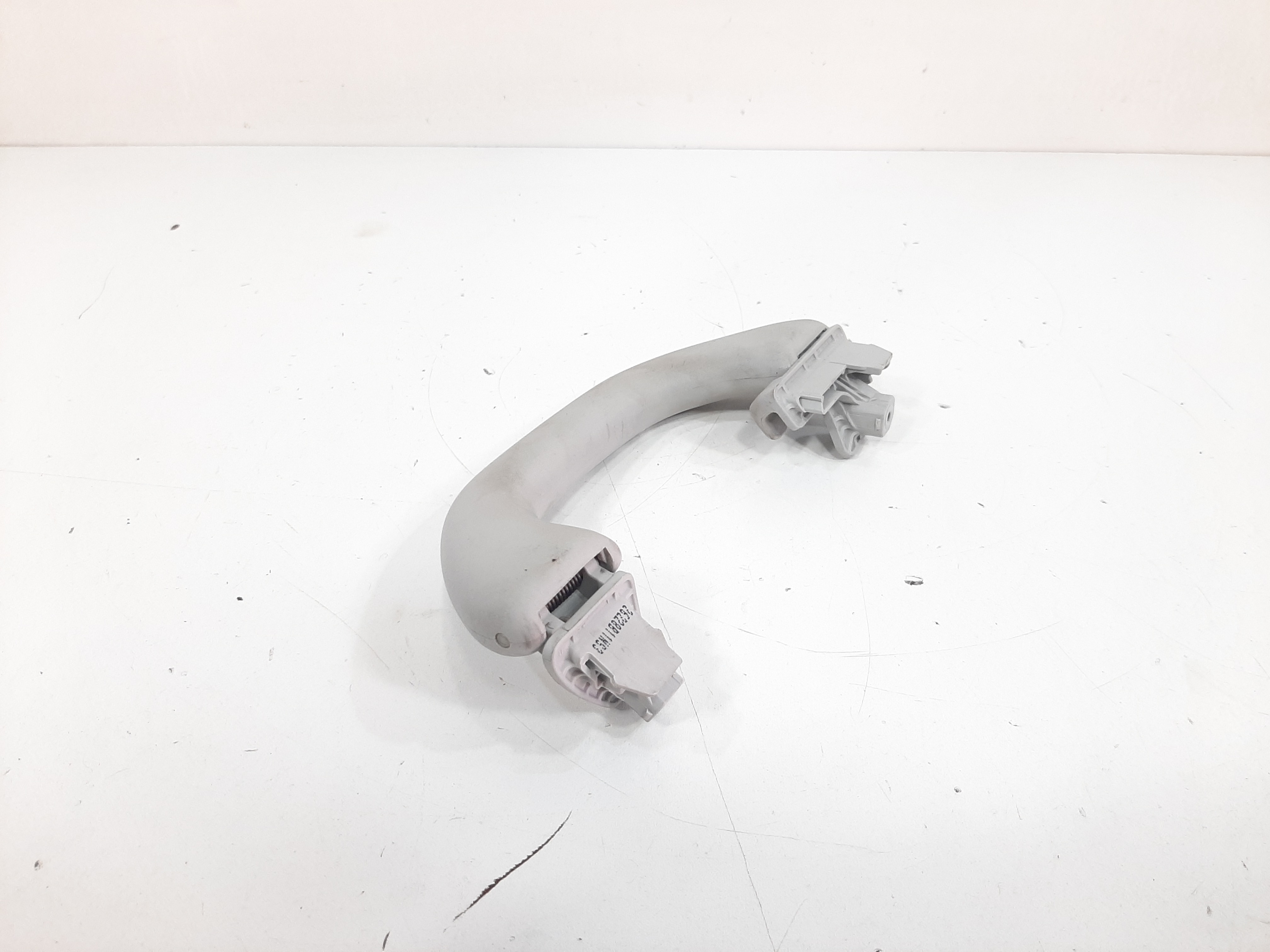 Alça Teto Traseira Direita Vw Tiguan 2012 2013 2014 A 2017 5
