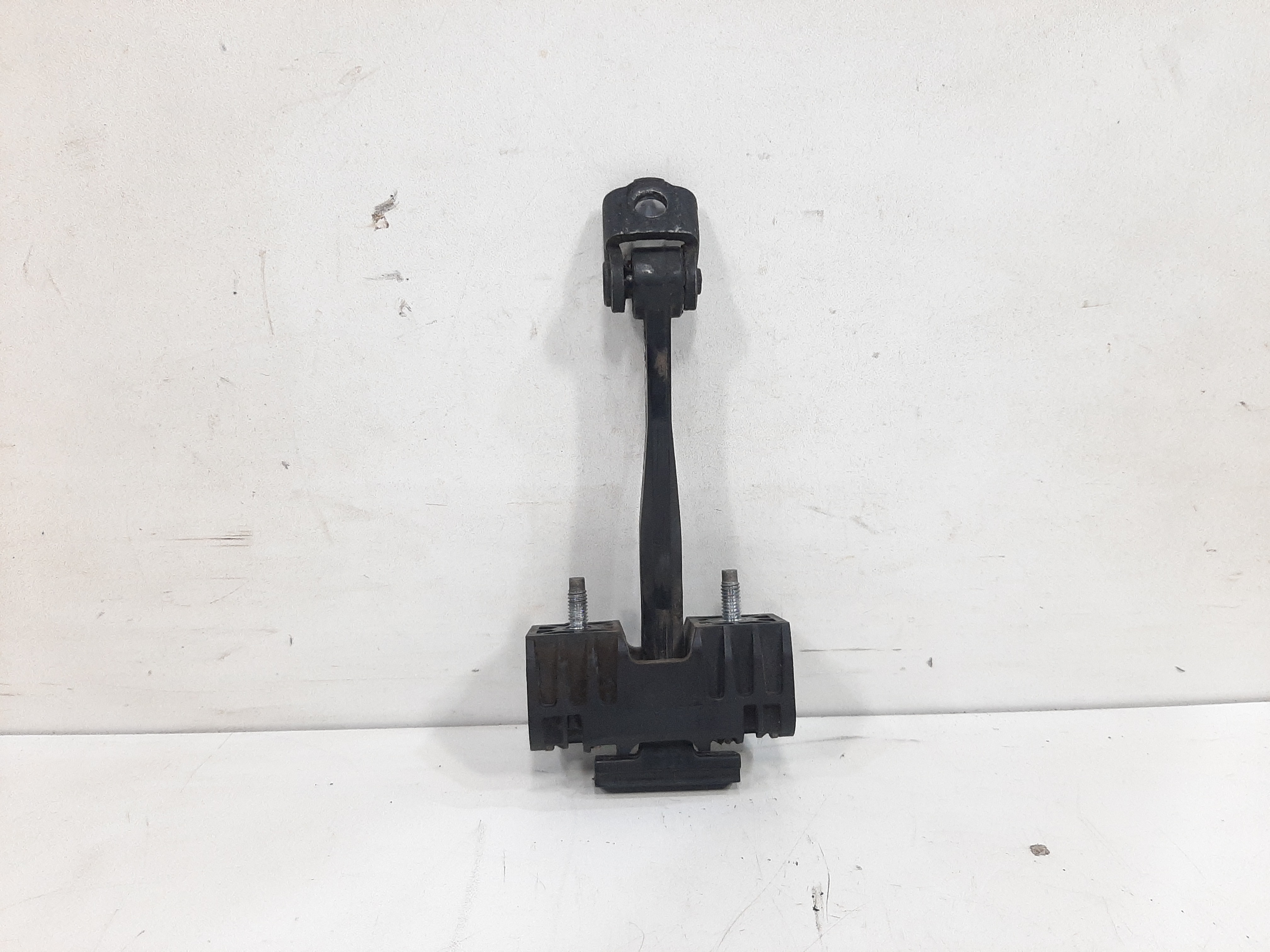 Limitador Porta Traseira Esquerda Gm Vectra Gt 2008 A 2011 7