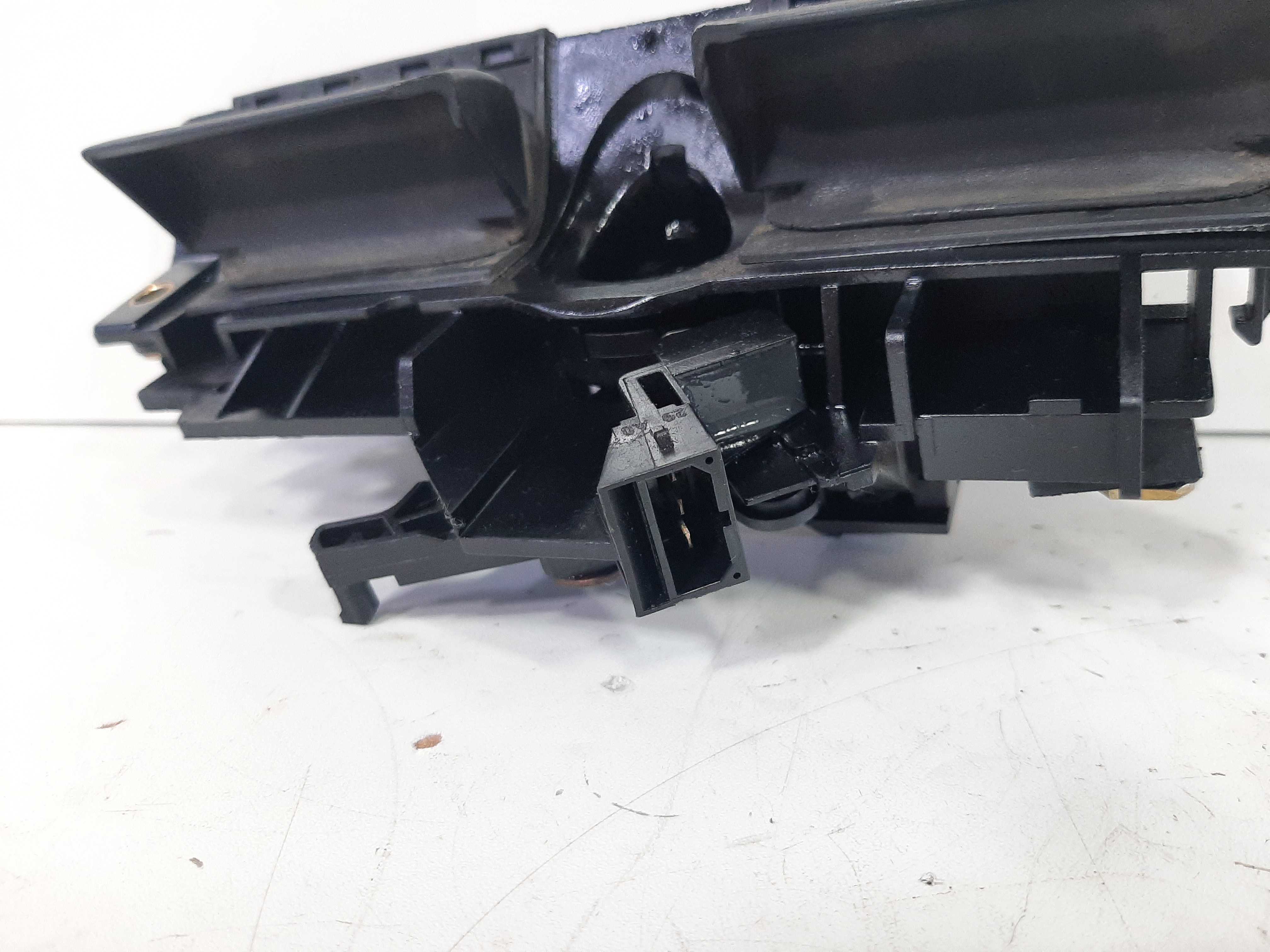 Maçaneta Porta Malas Audi A3 2008 2009 2010 2011 2012 2013 5