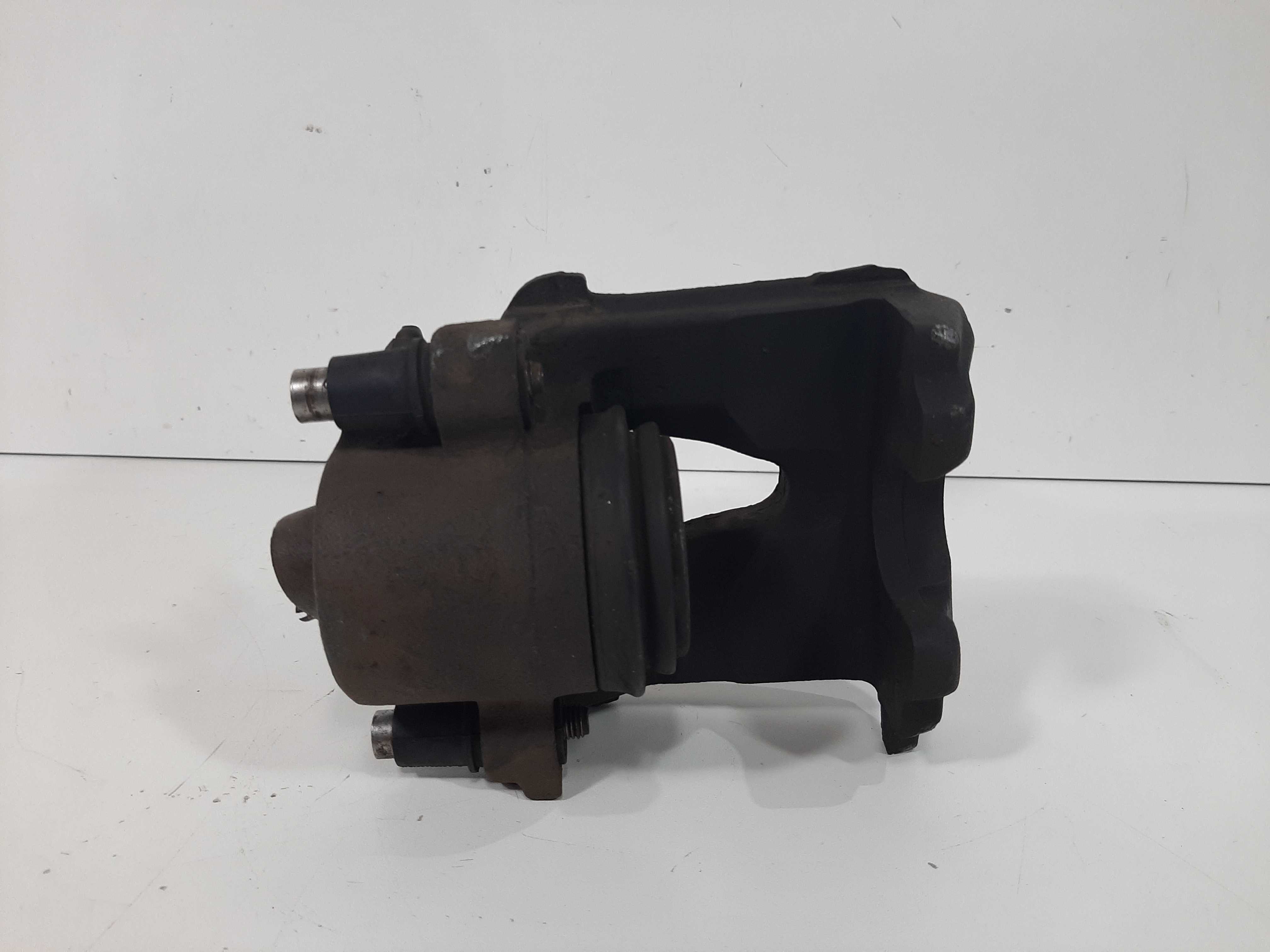 Pinça Dianteira Direita Audi A3 1.8 1997 1998 A 2003 3