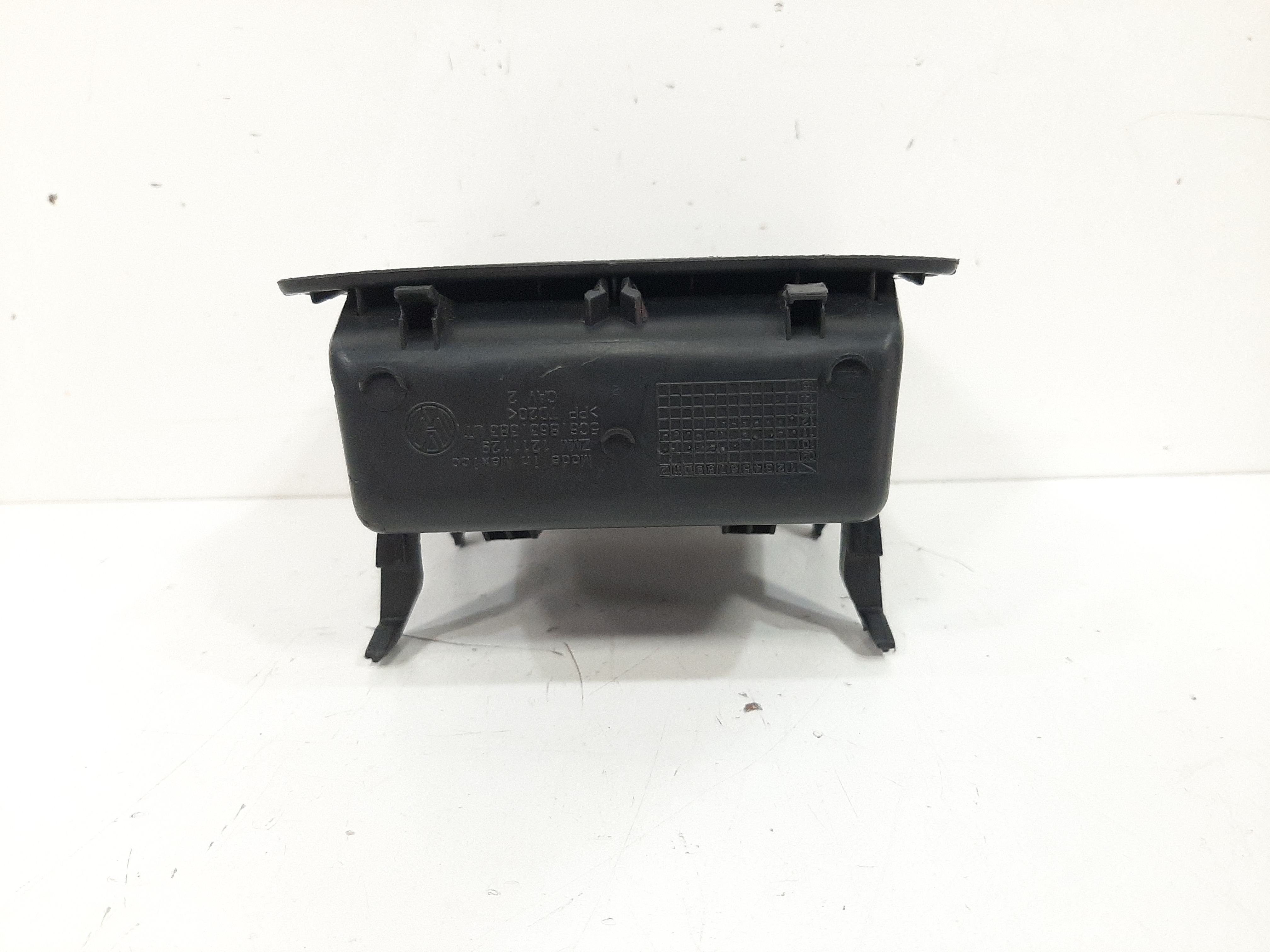 Porta Treco Objeto Central Vw Jetta 2011 A 2017 5c6863383 2
