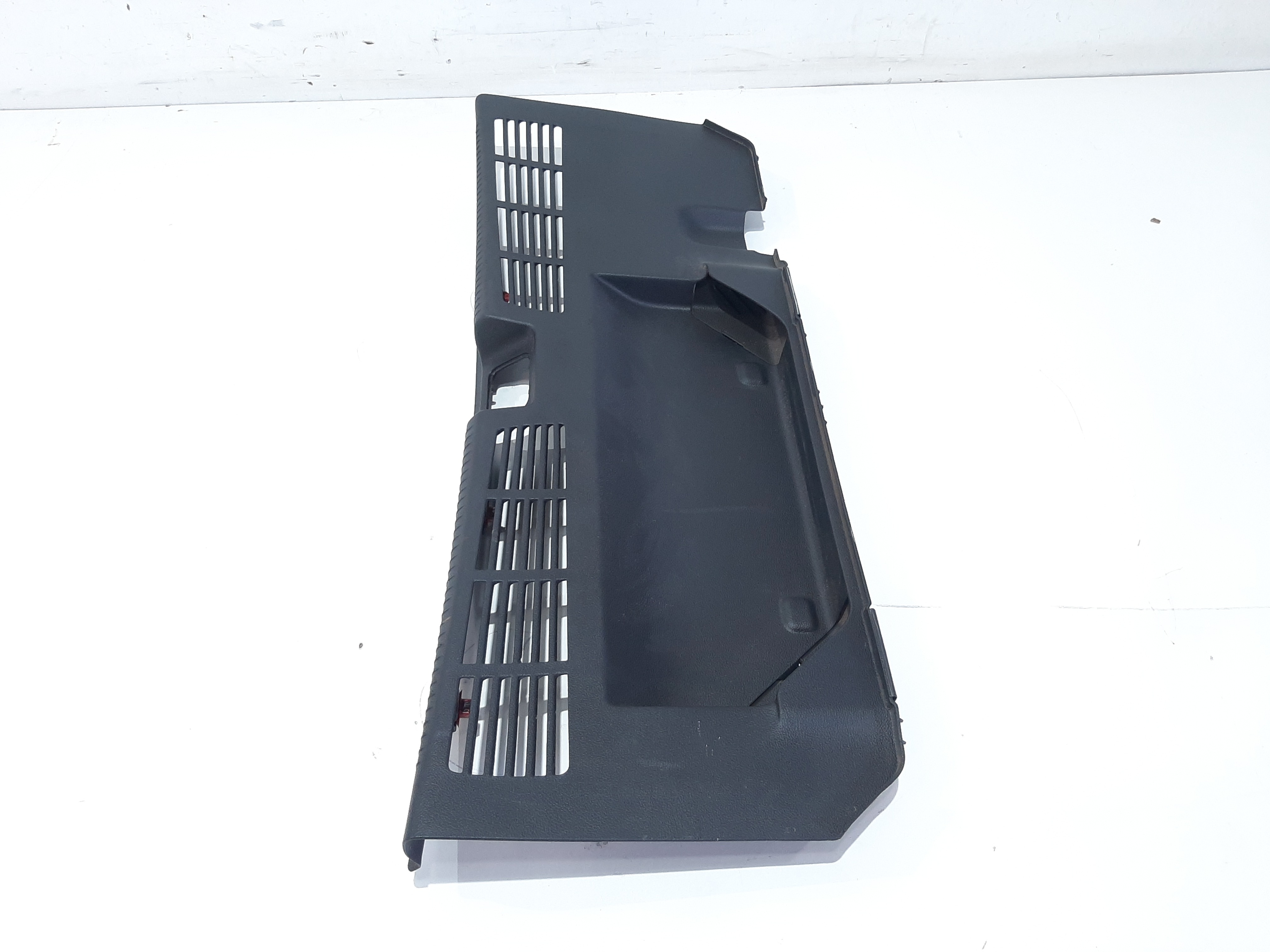 Acabamento Interno Porta Malas Gm Cruze Hatch 2017 A 2023 2