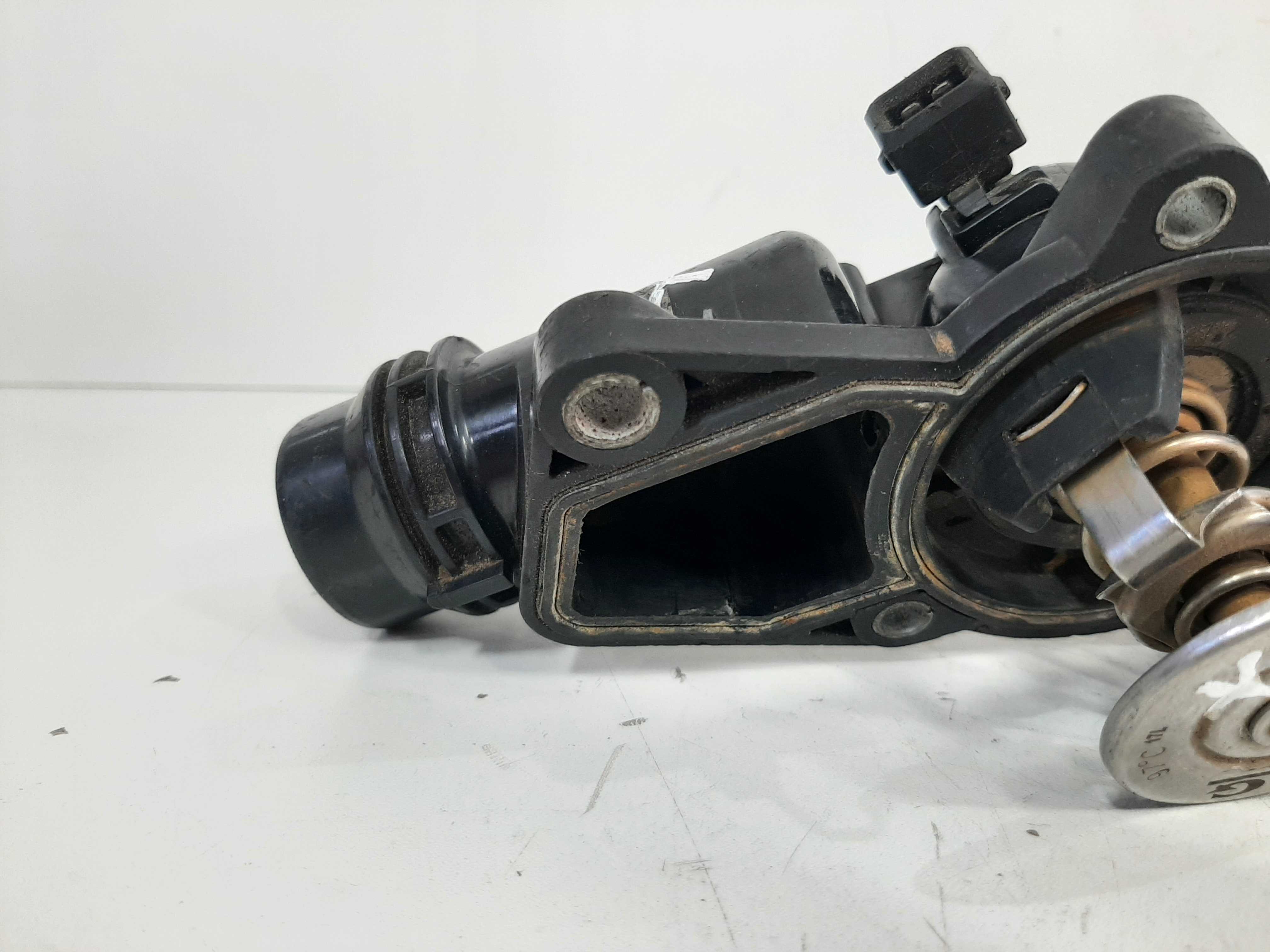 Válvula Termostática Bmw X5 Código: 11537550172 8