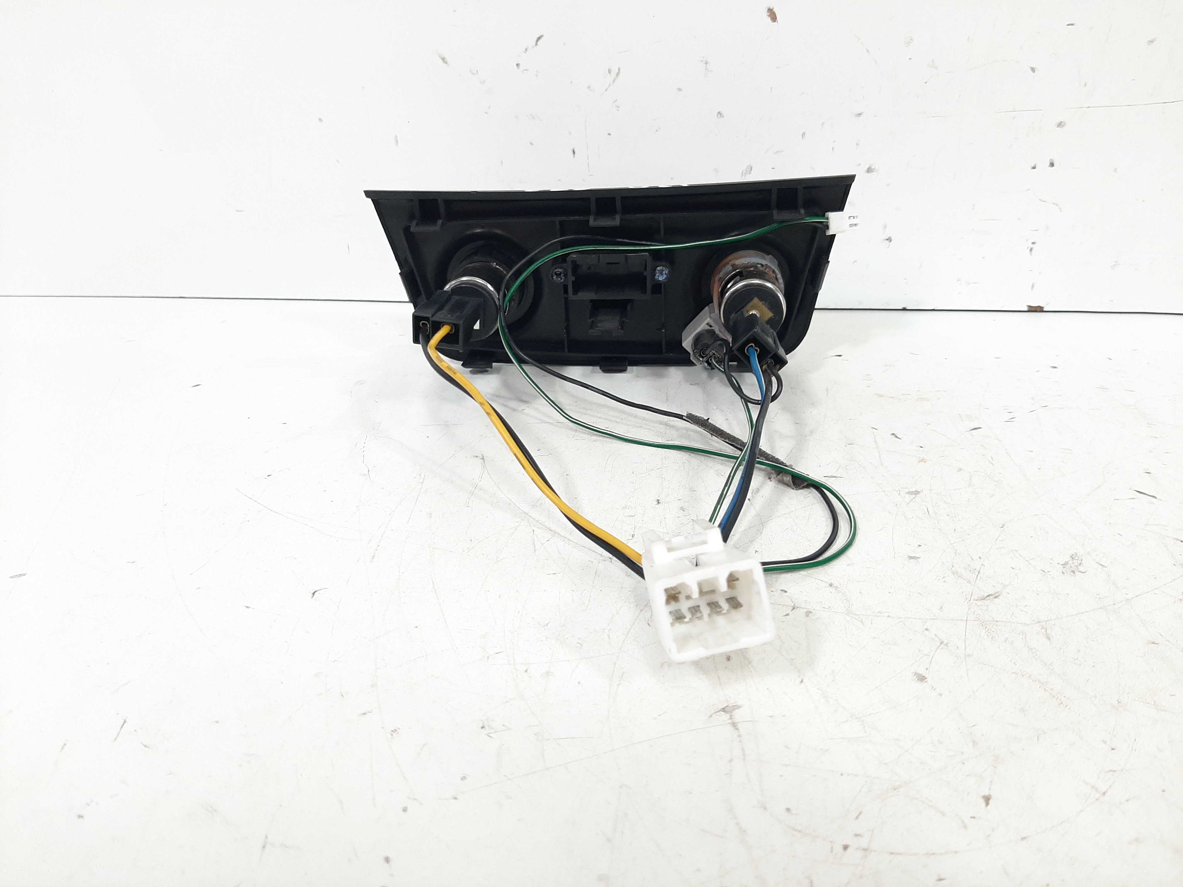 Tomada 12v Acendedor Cigarro Hyundai I30 2009 2010 A 2012 7