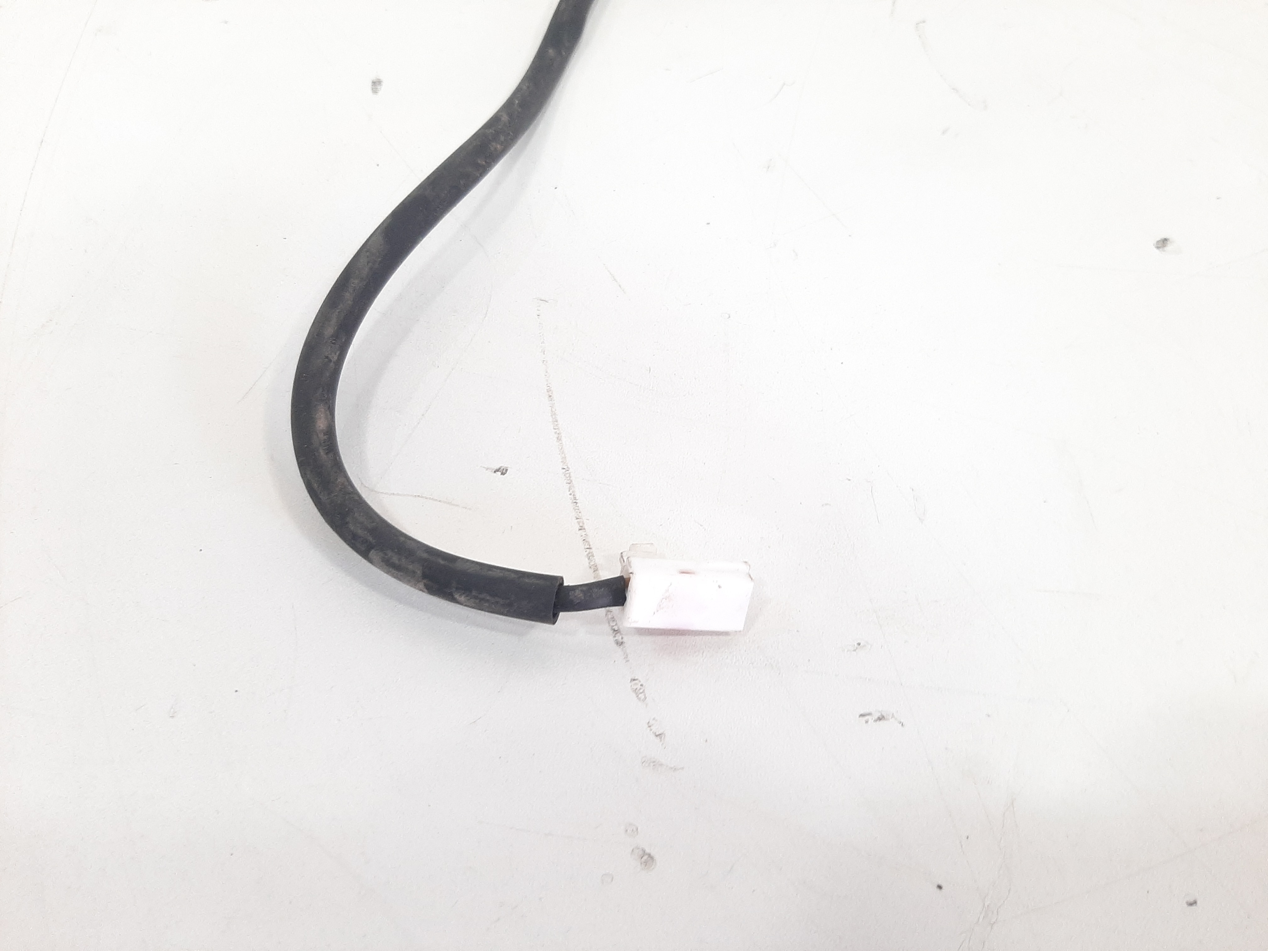Sensor Abs Traseiro Esquerdo Hyundai Veloster 2012 2013 9