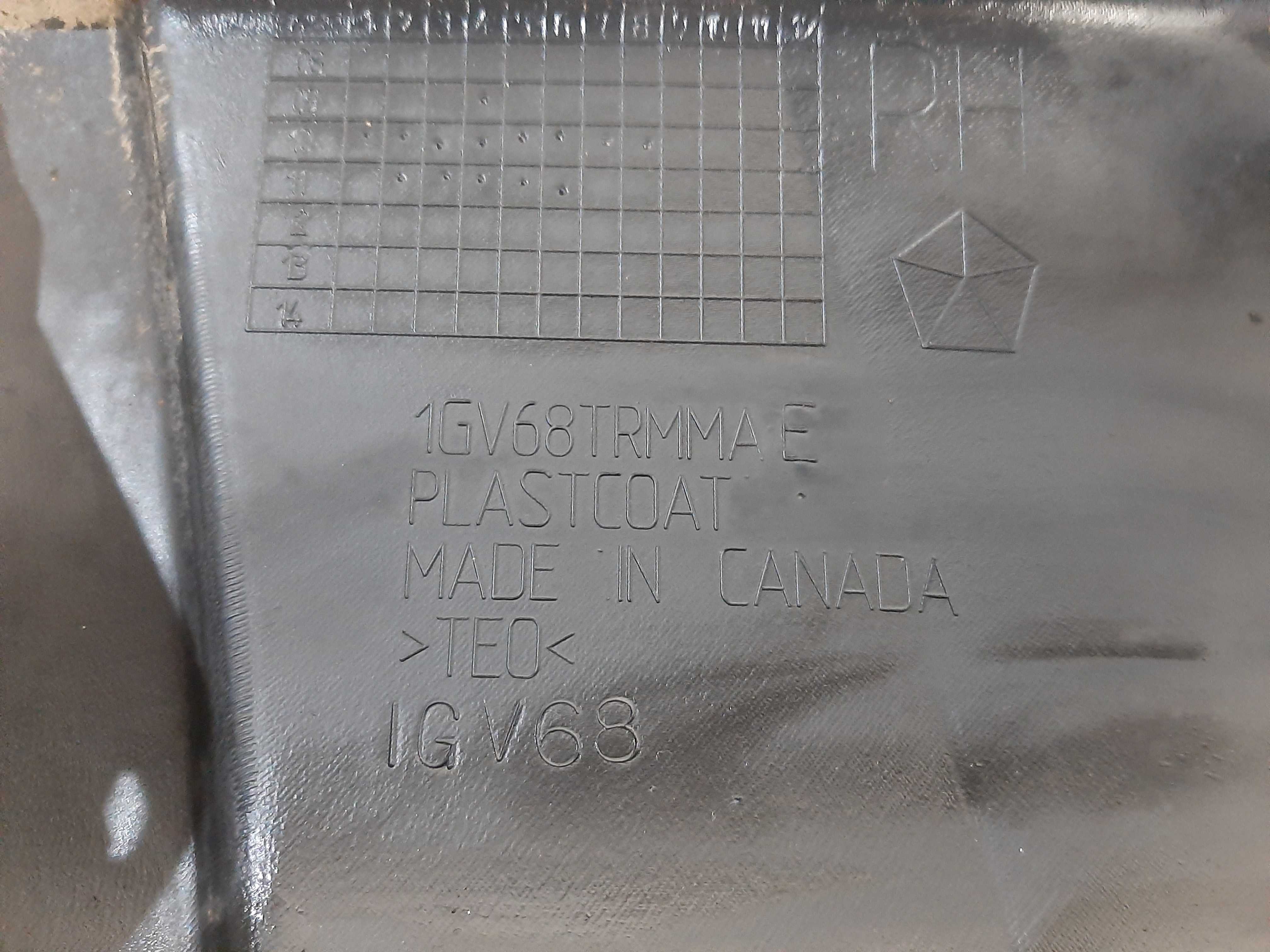 Spoiler Lateral Direito Grand Cherokee 2012 A 2015 C/avaria 2