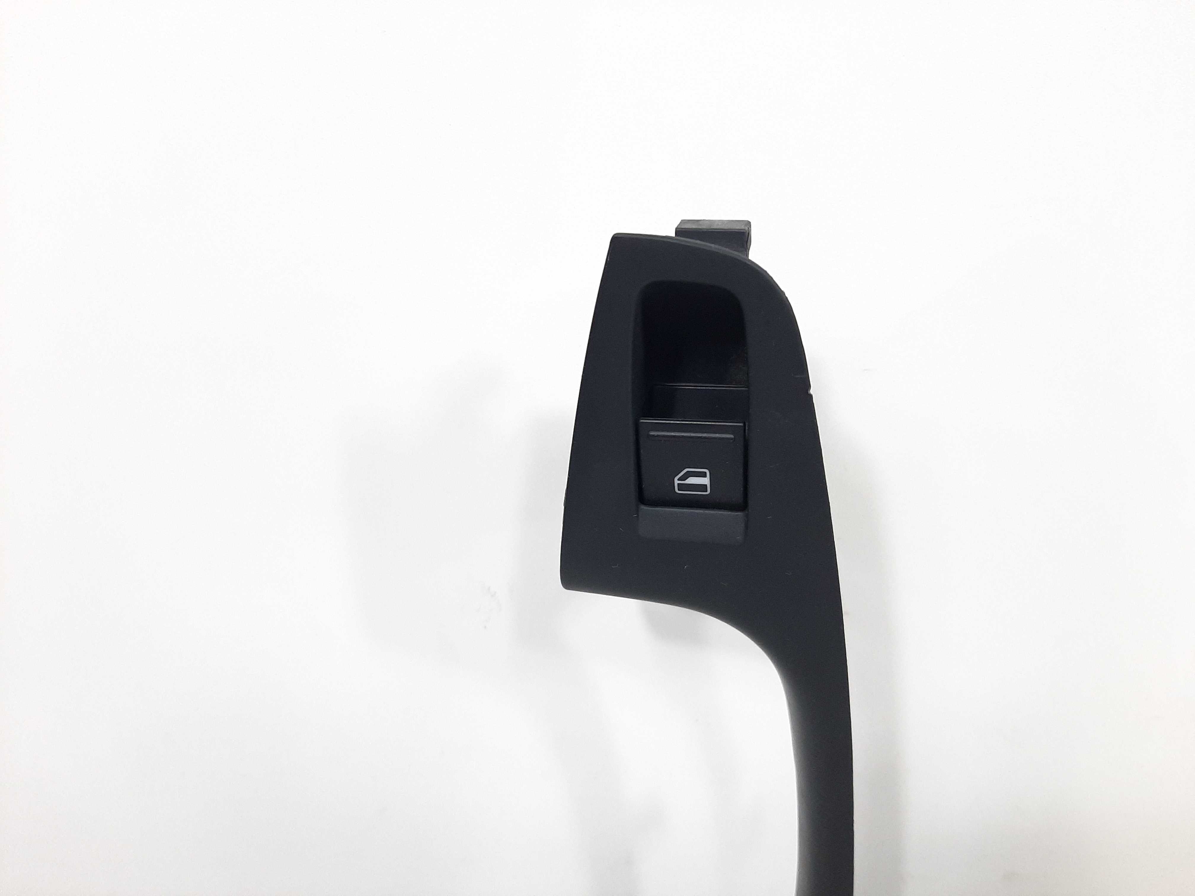 Comando Vidro Traseiro Esquerdo Jetta C/ Moldura 2011 A 2018 2