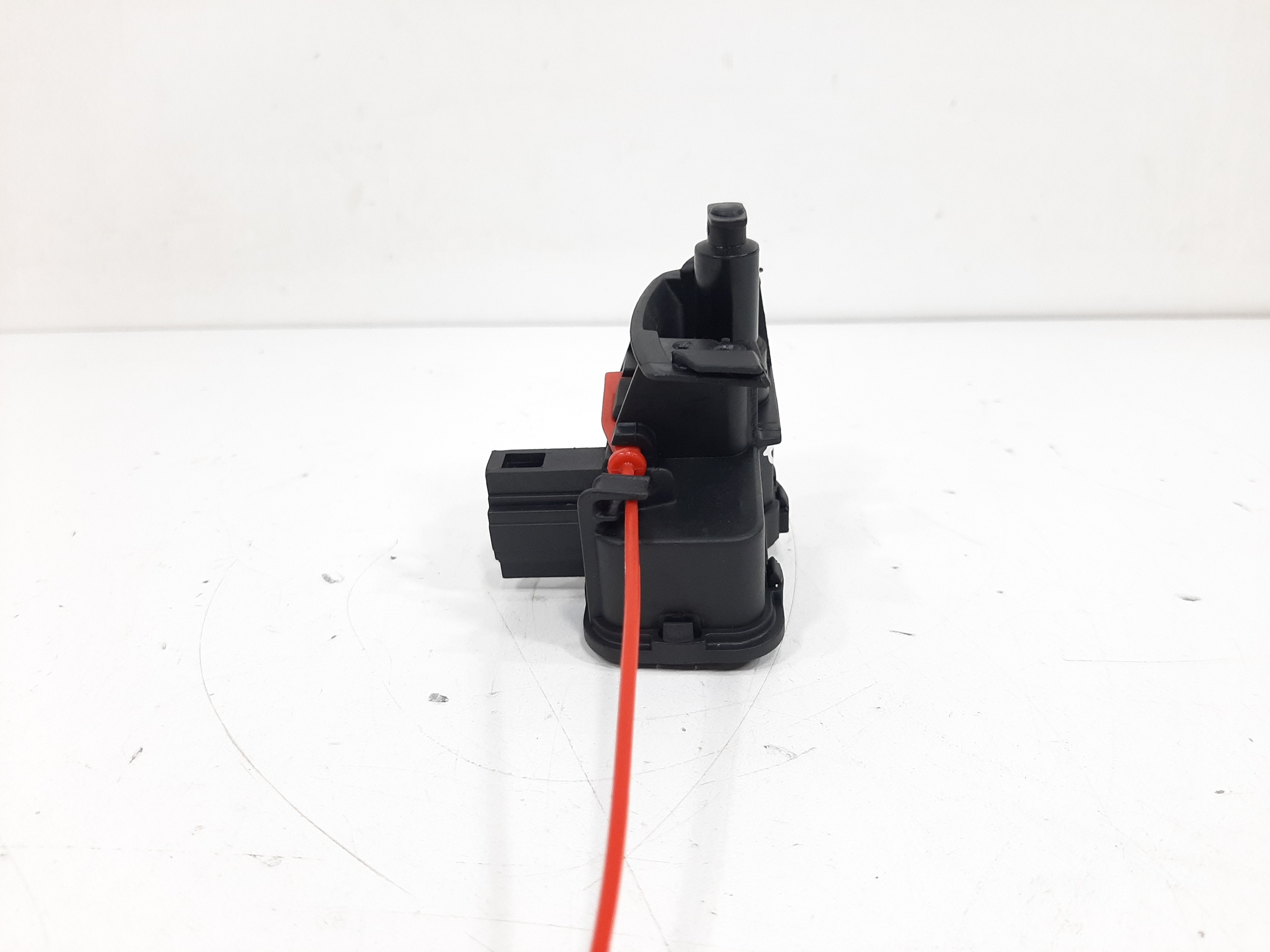 Motor Trava Elétrica Portinhola Audi A4 S5 13/15 8k0862153h 10