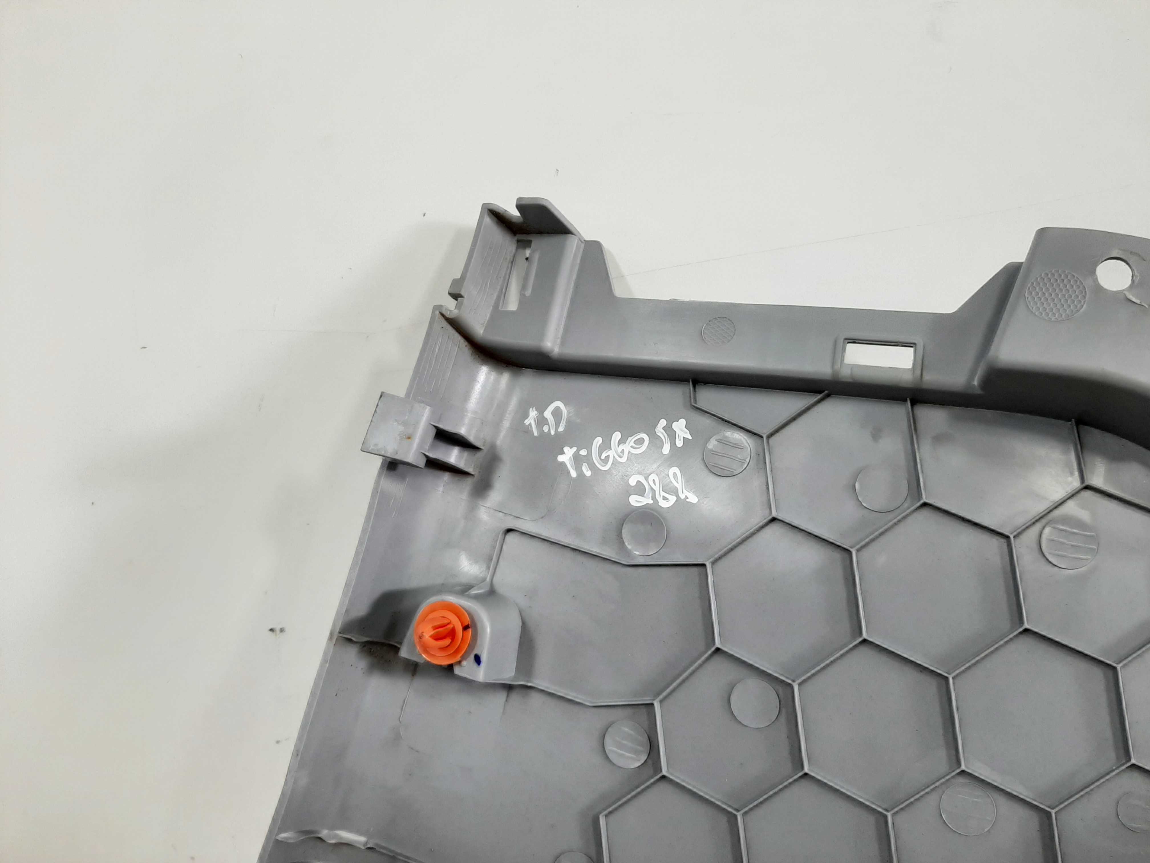 Moldura Coluna Traseira Direita Chery Tiggo 5x 2019 A 2021 7