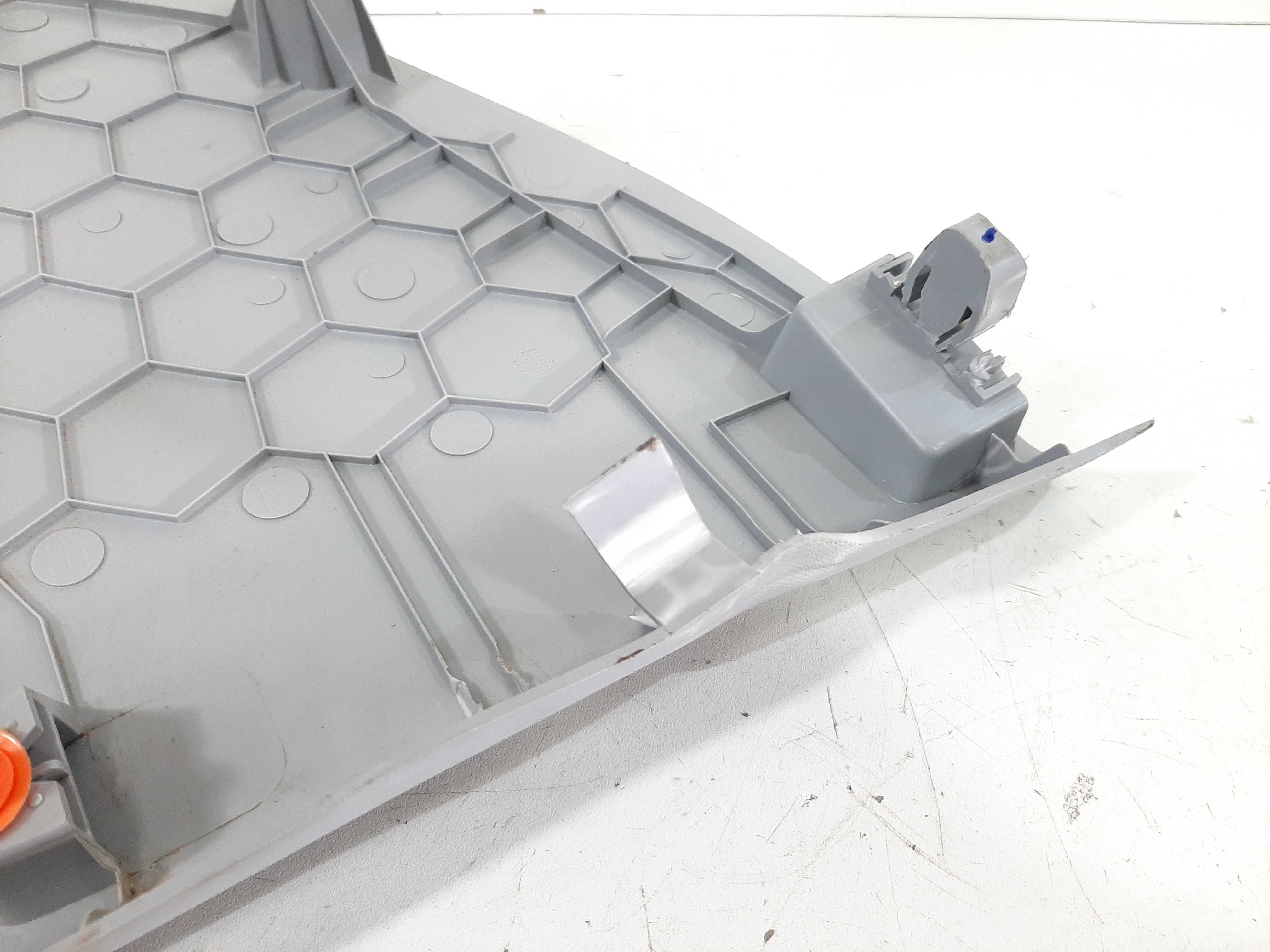 Moldura Coluna Traseira Direita Chery Tiggo 5x 2019 A 2021 8