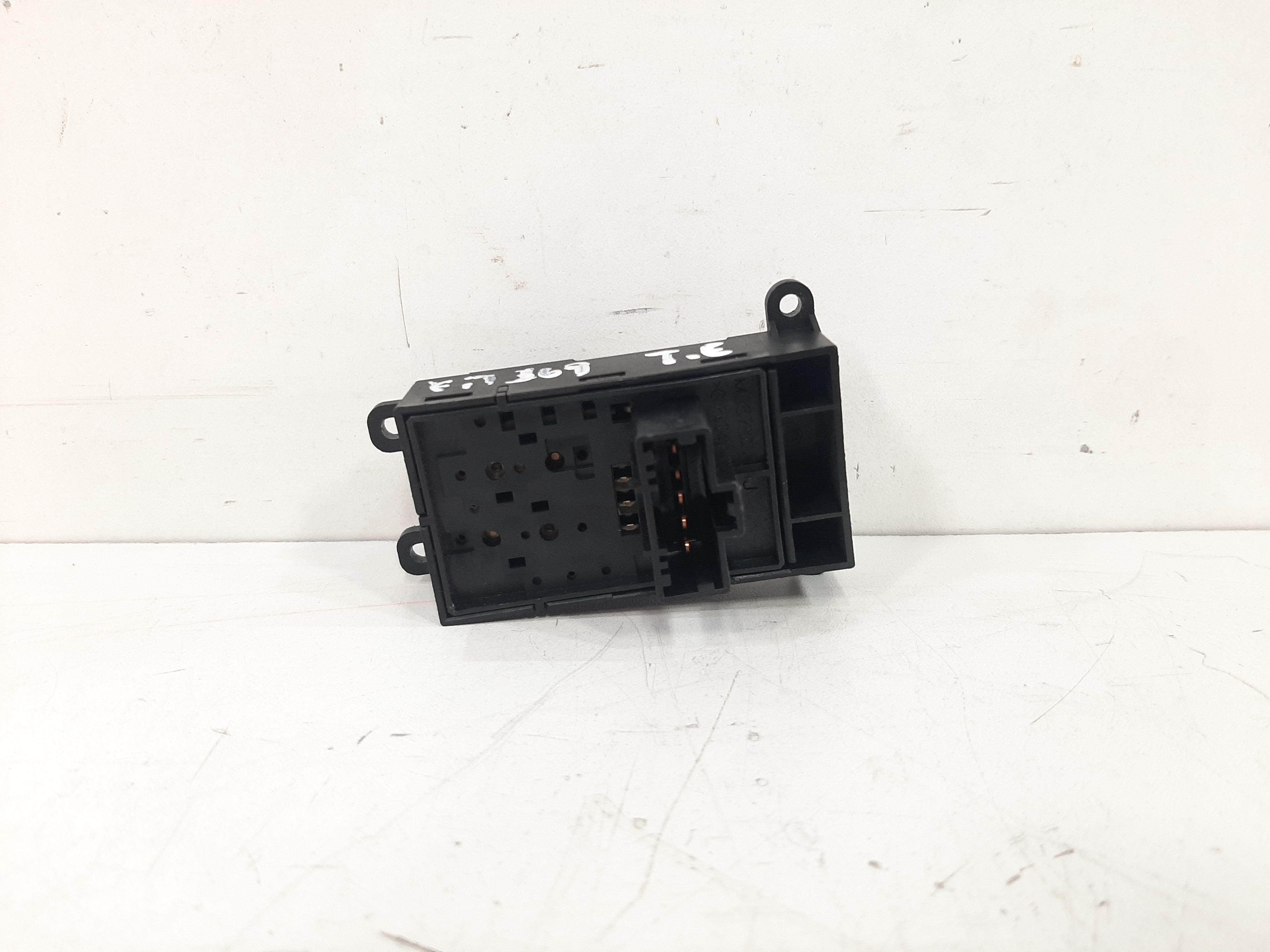 Botão Vidro Traseiro Esquerdo Honda Fit City 2009 A 2014 6
