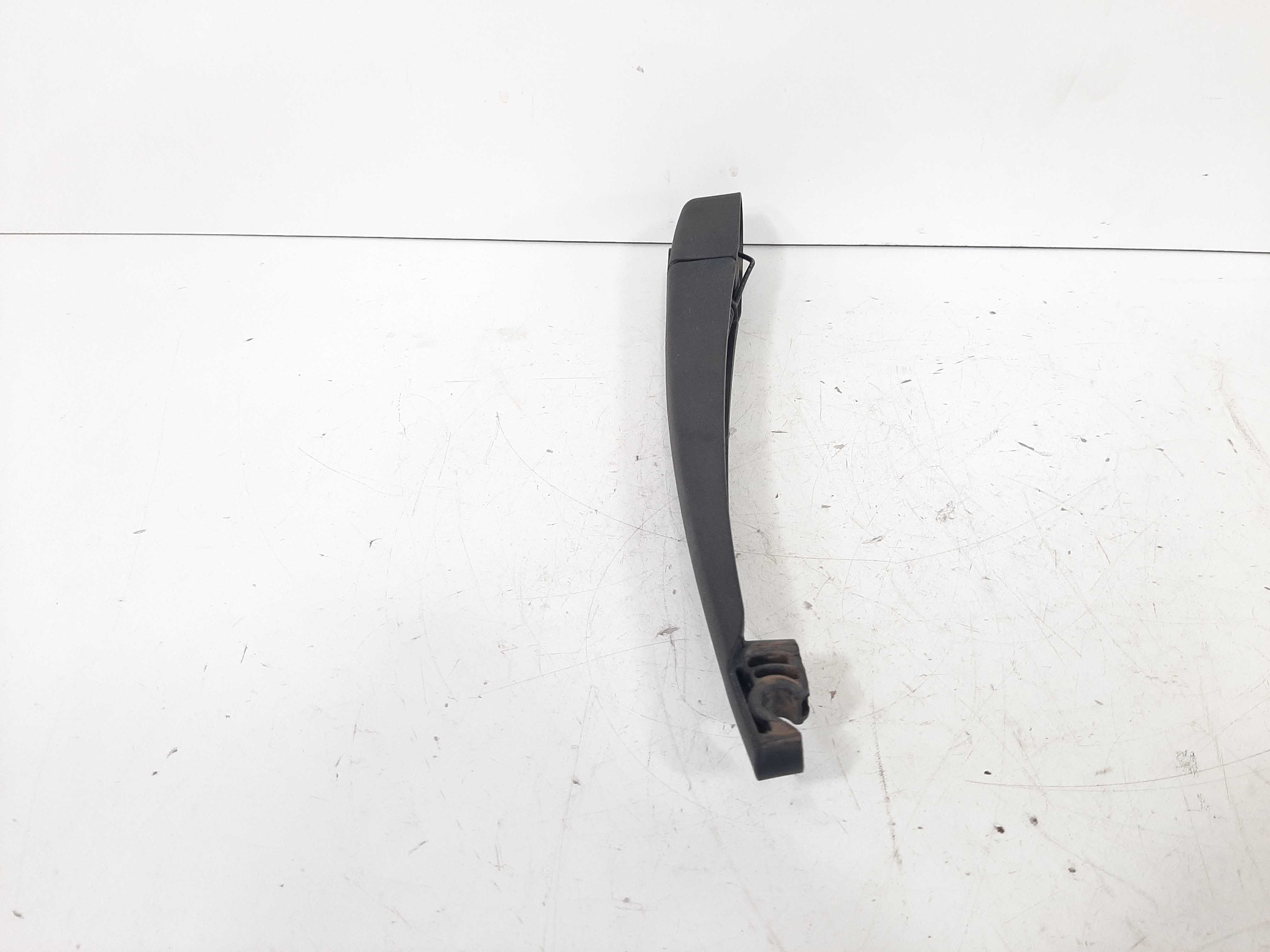 Braço Limpador Vigia Traseiro Hyundai I30 2009 2010 A 2012 8