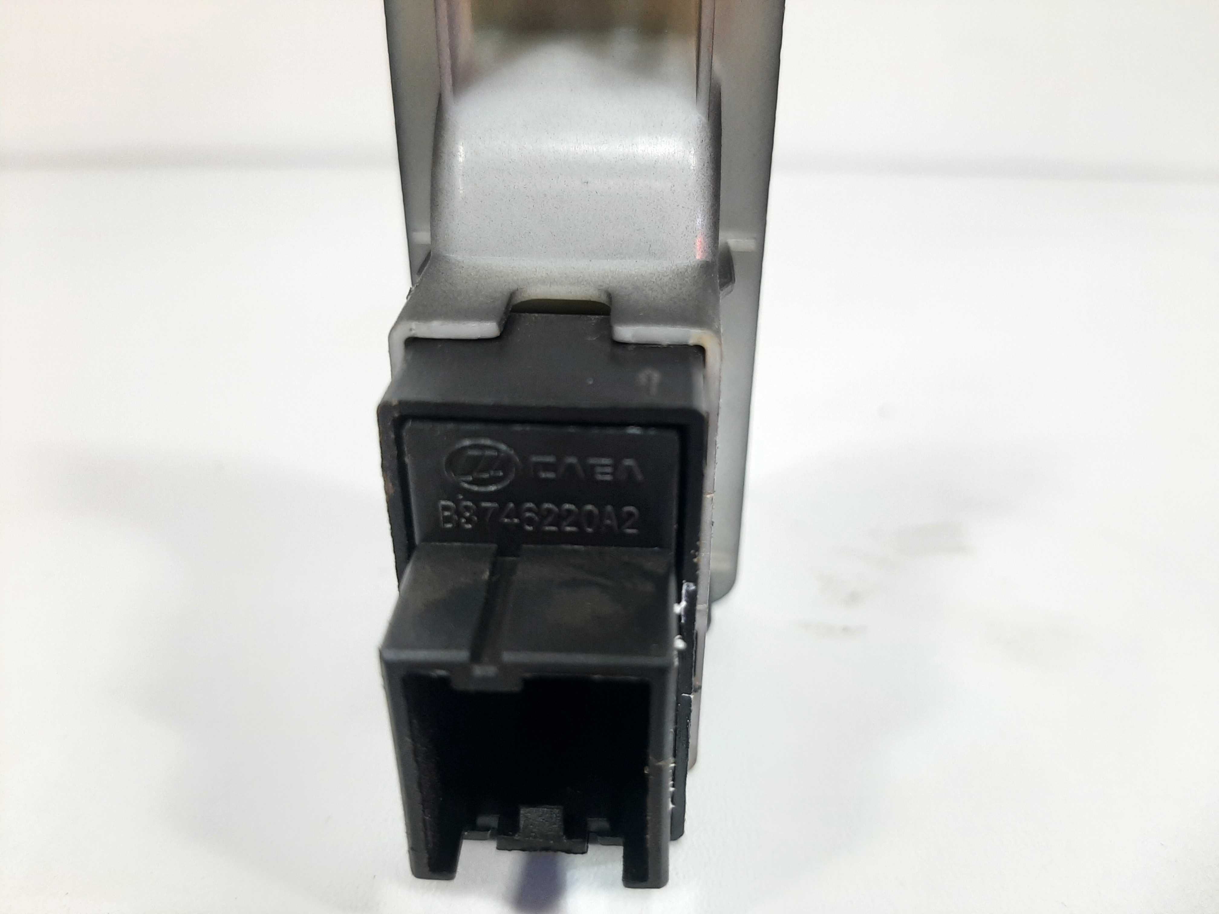 Botão Vidro Elétrico Dianteiro Direito X60 2012 2013 A 2019 5