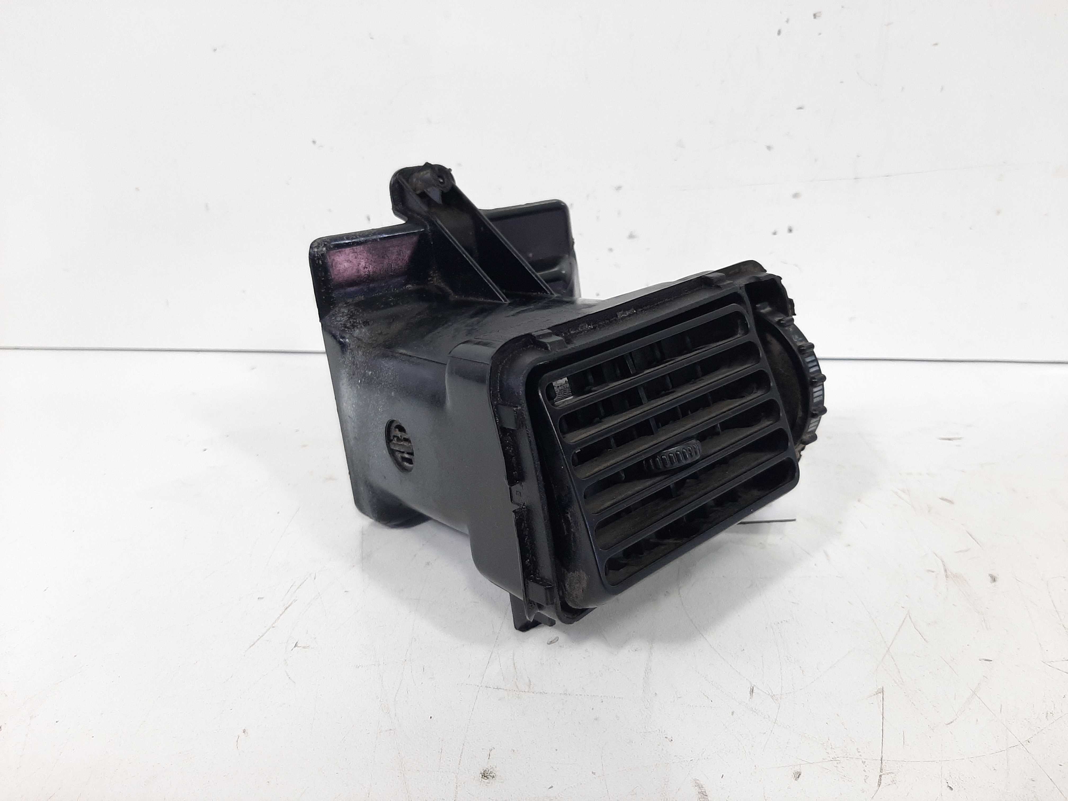 Difusor Saída Ar Esquerdo Fiorino Uno 1995 1996 1997 A 2000 4