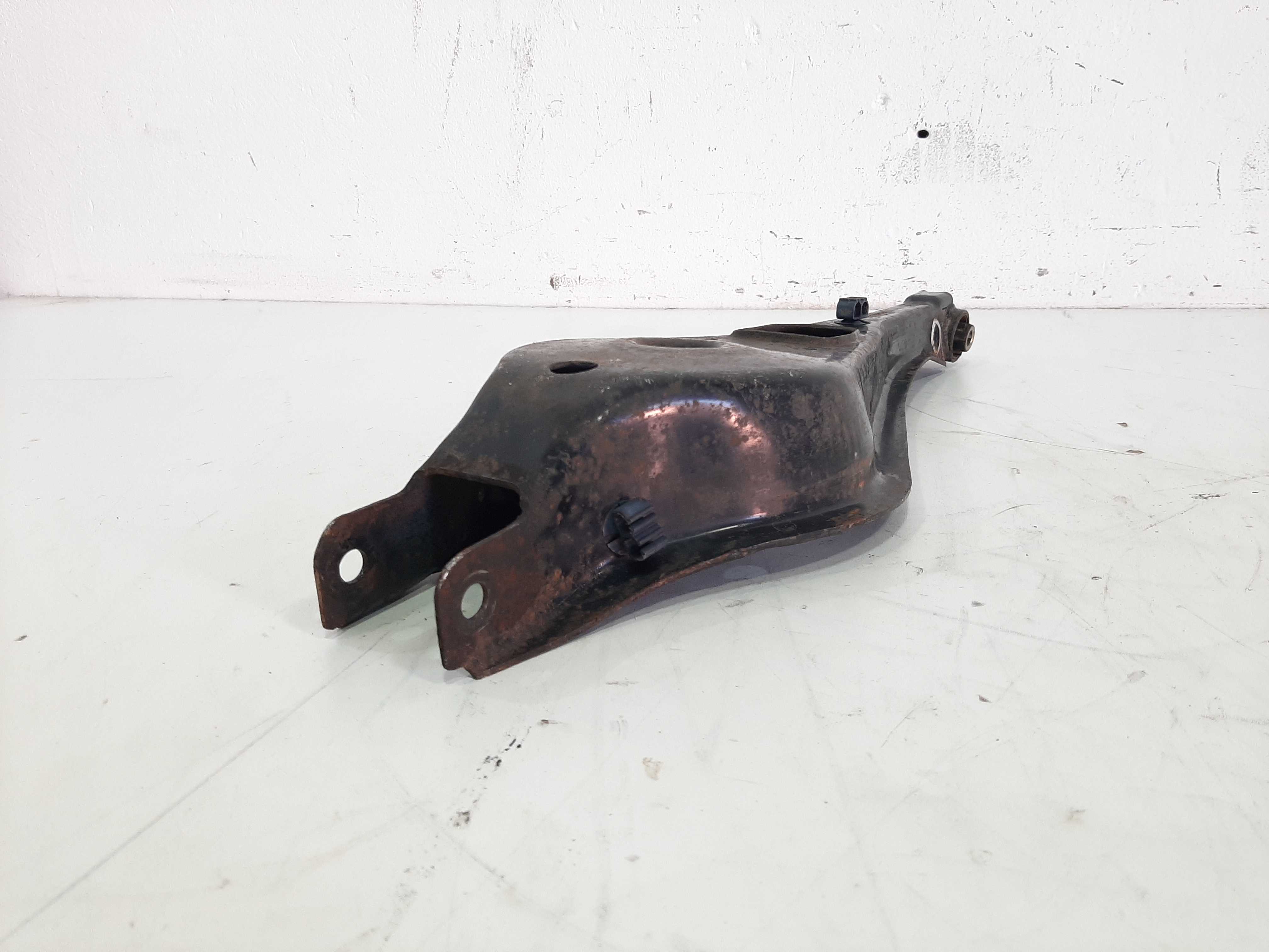 Bandeja Suspensão Traseiro Direito Bmw 323i 1991 1992 A 2000 6
