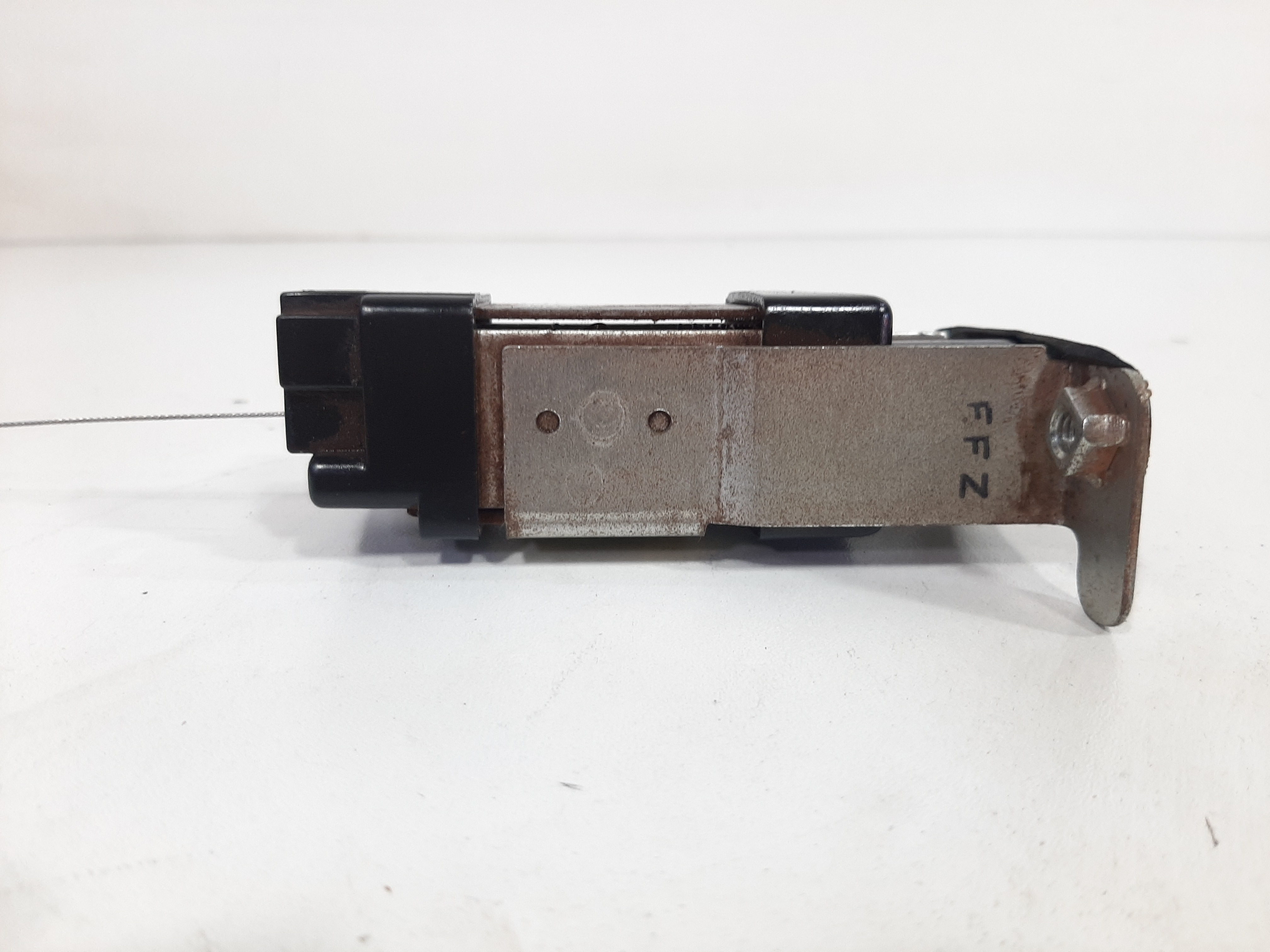 Motor Trava Portinhola Hyundai Azera 2007 2008 2009 A 2011 7