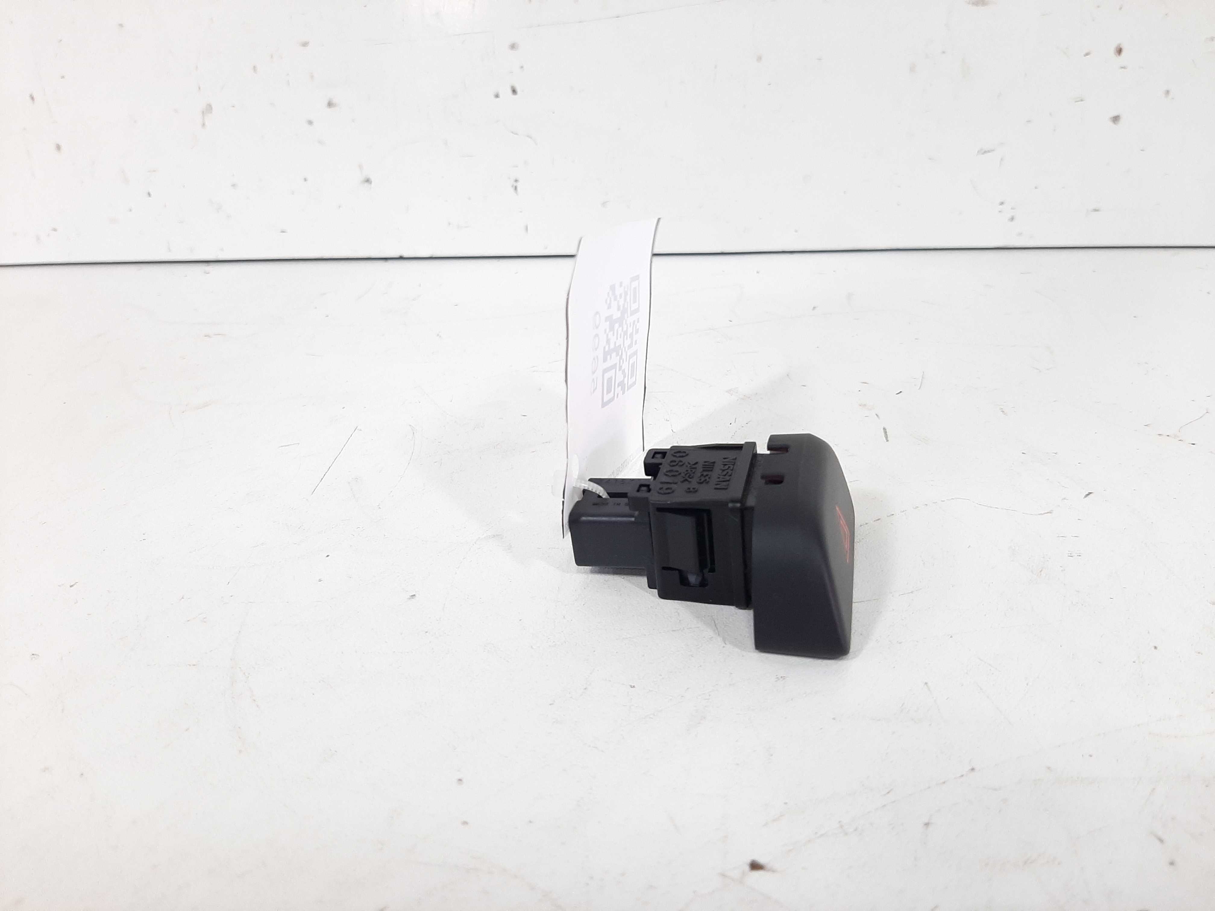Botão Interruptor Pisca Alerta Nissan March 2012 2013 2014 3