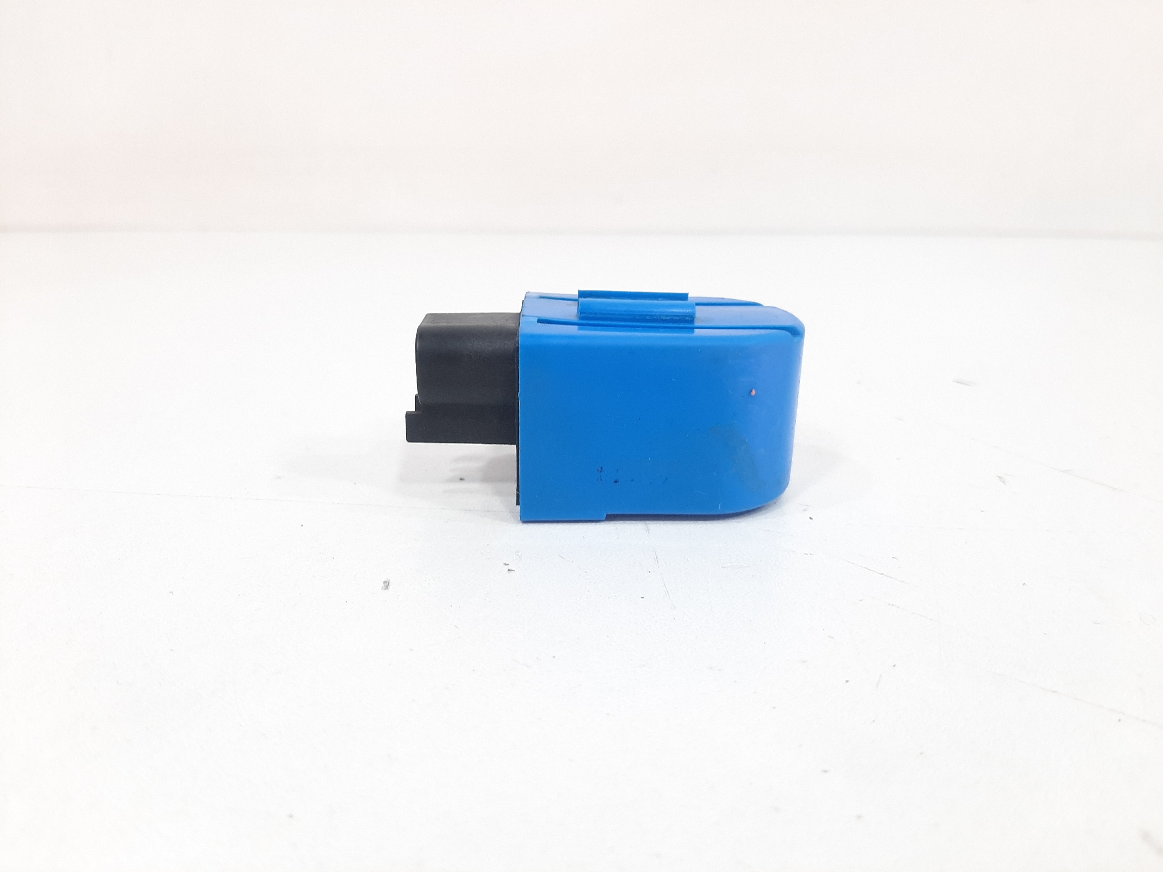Rele Trava Porta Hyundai Veloster 2012 2013 2