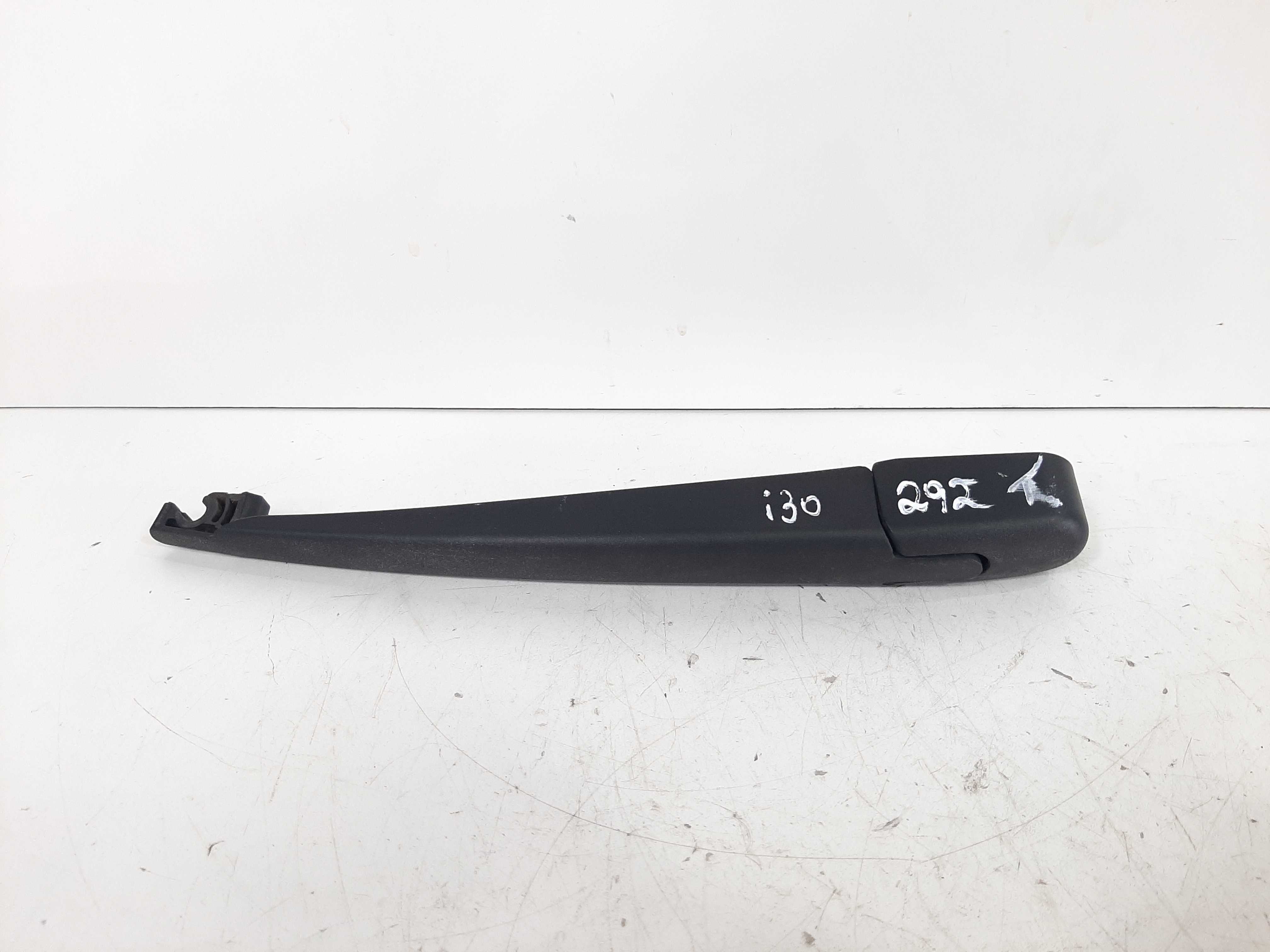 Braço Limpador Vigia Traseiro Hyundai I30 2009 2010 A 2012 2