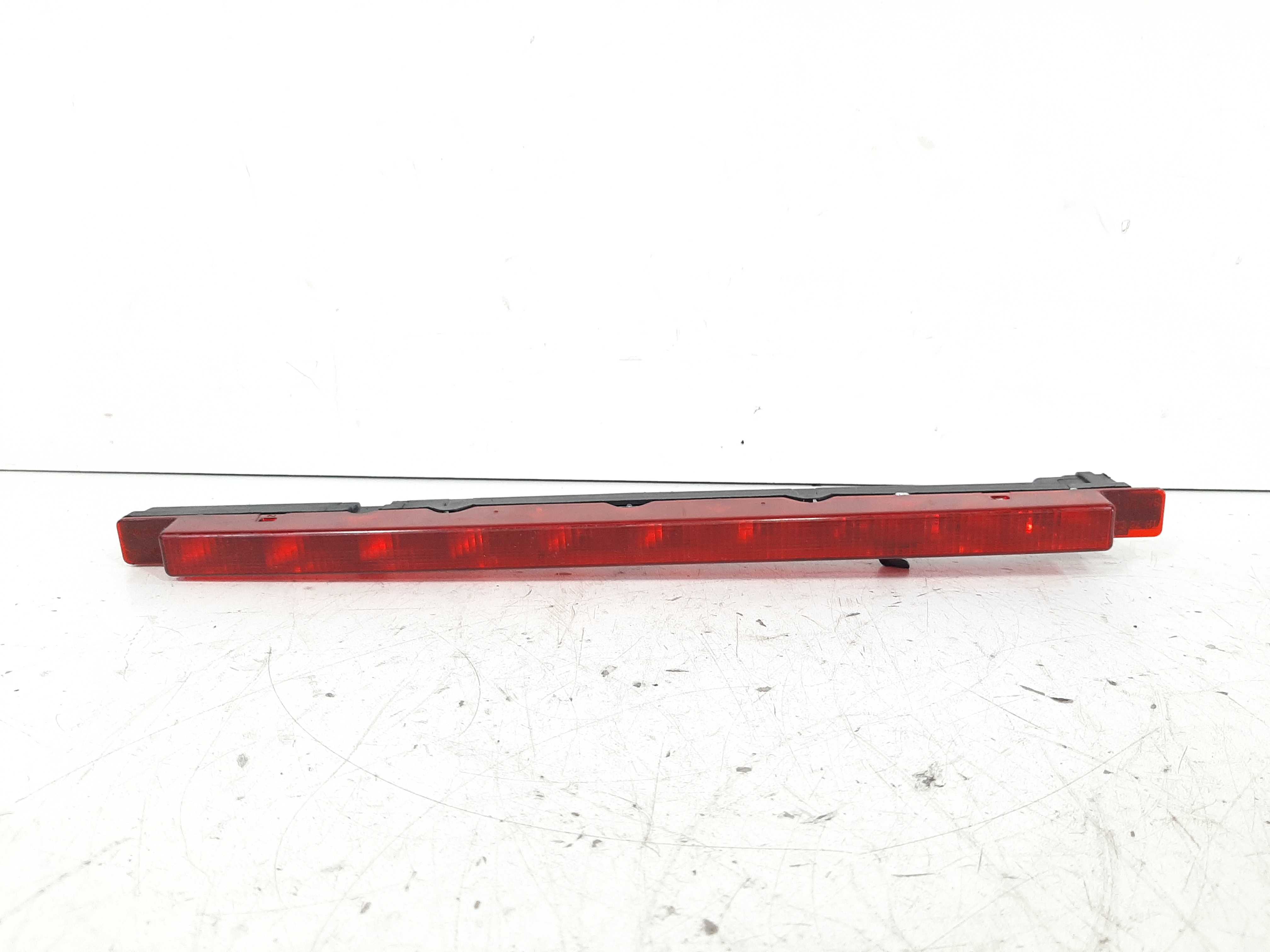 Luz Brake Light Audi A3 Cód. 8d9 945 097 B 1