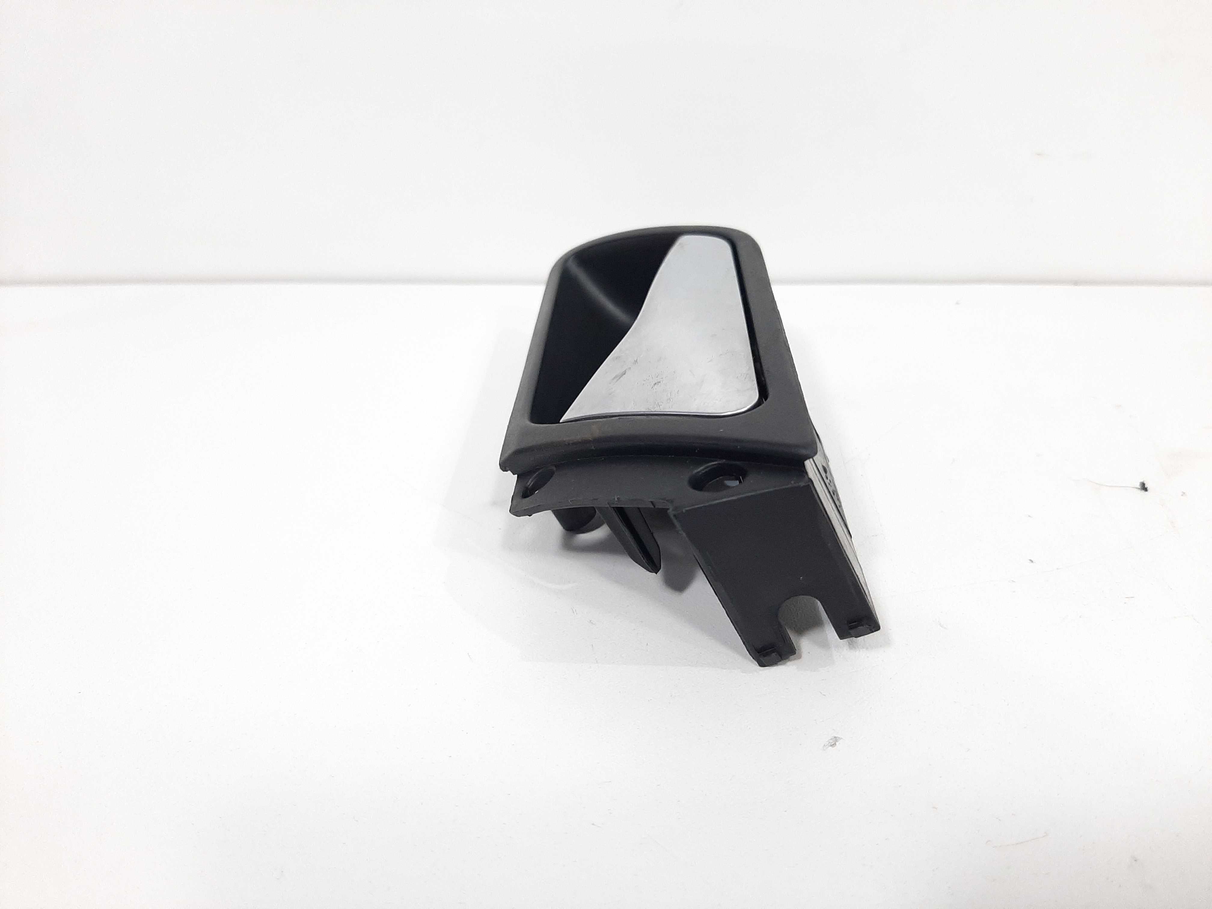 Maçaneta Interna Traseira Esquerda Vw Jetta 2012 2013 A 2018 5