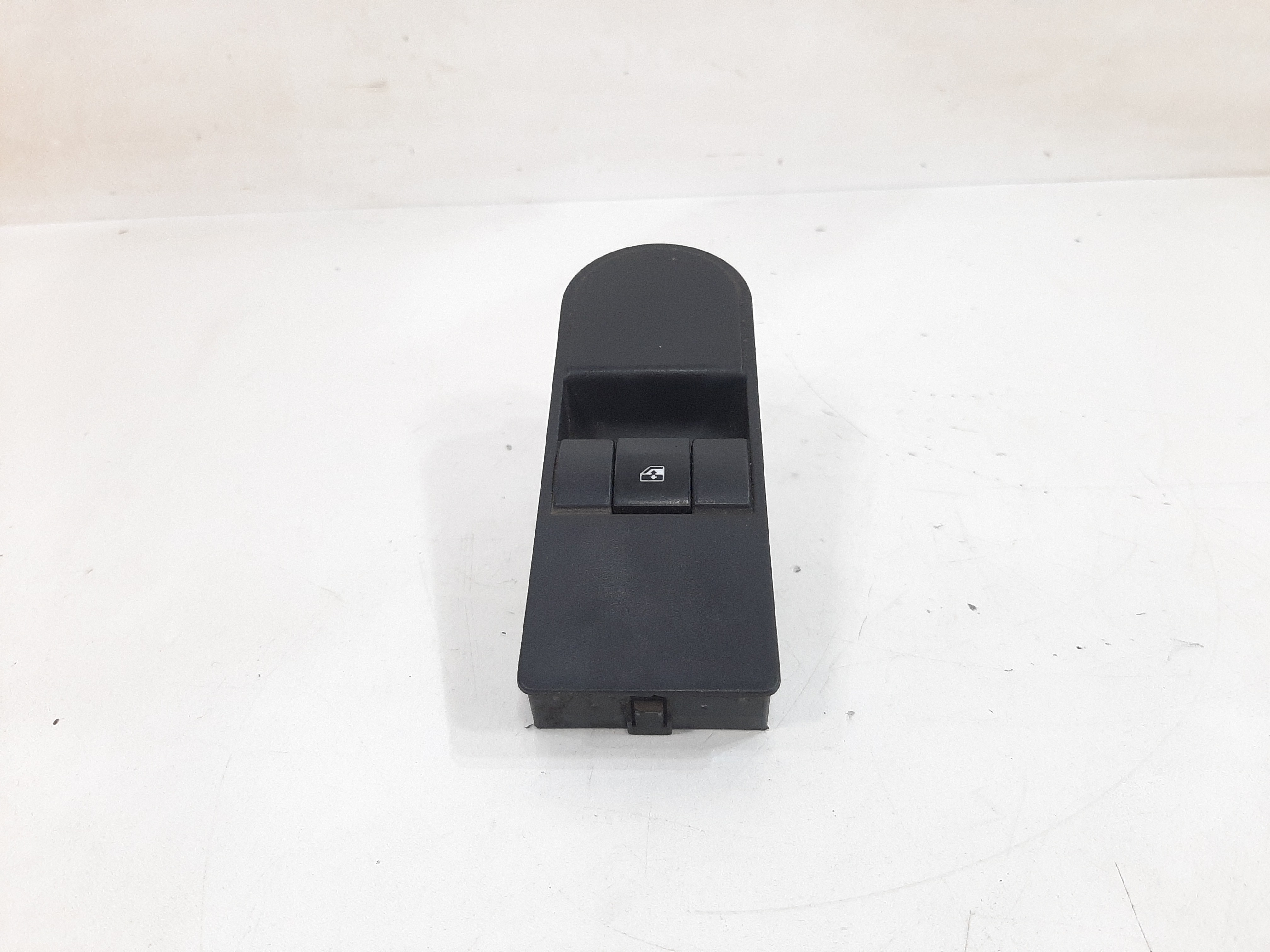 Interruptor Vidro Elétrico Dianteiro Direito Vectra 06 A 12 3