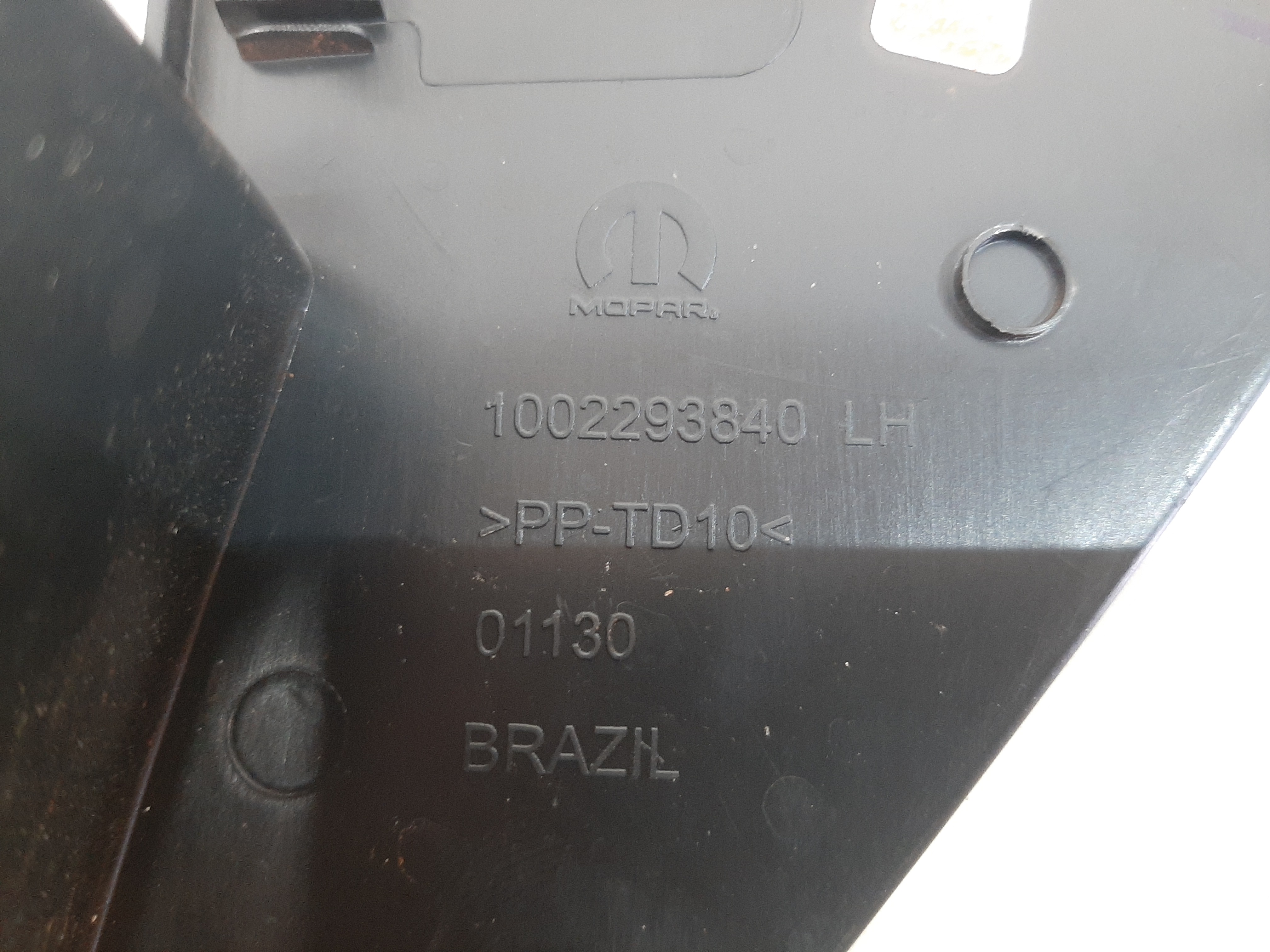 Acabamento Inferior Coluna Esquerda Fiat Toro 2016 A 2021 9