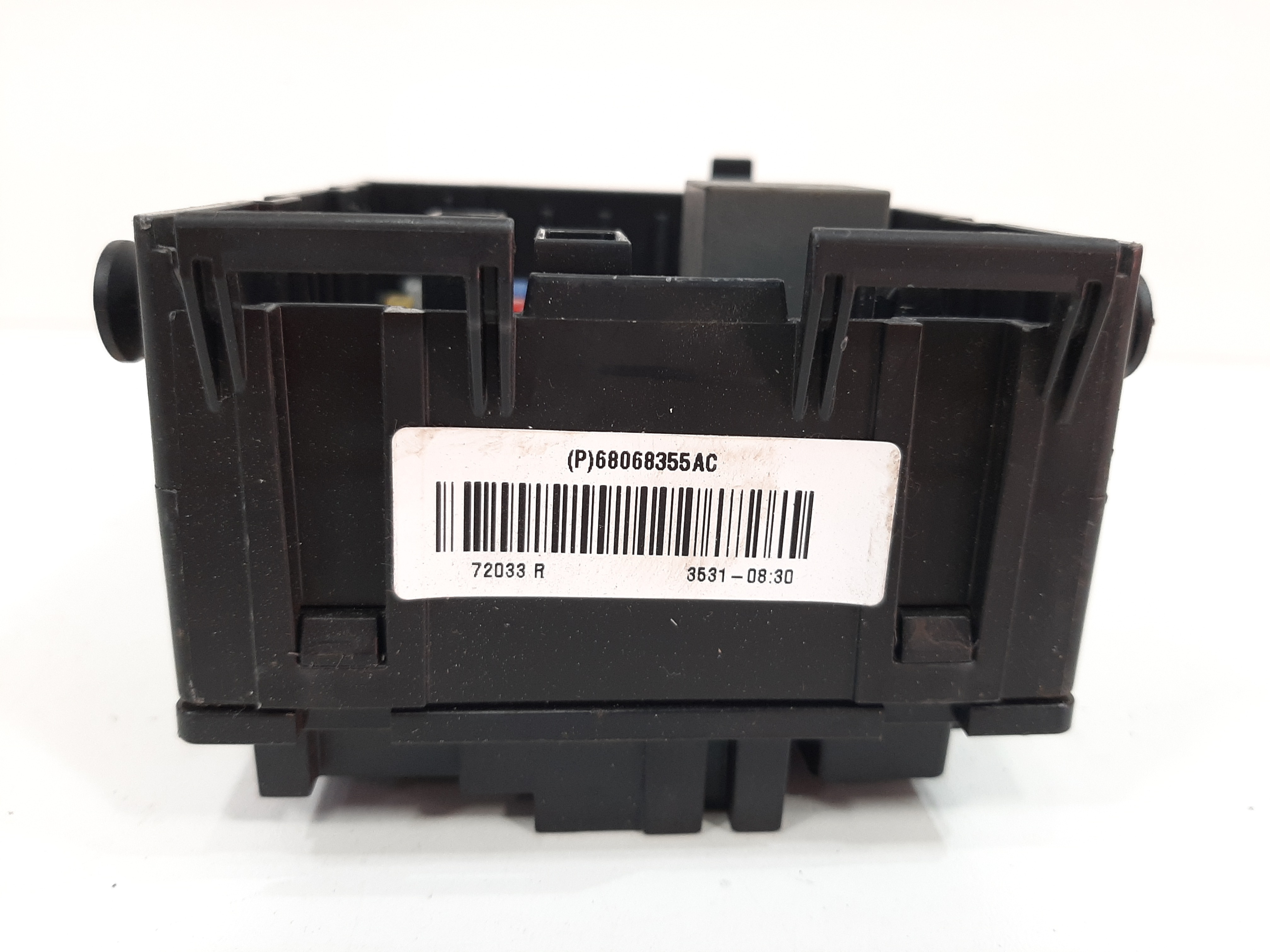 Caixa Fusível Fiat Freemont 2012 A 2016 68068355ac Journey 10