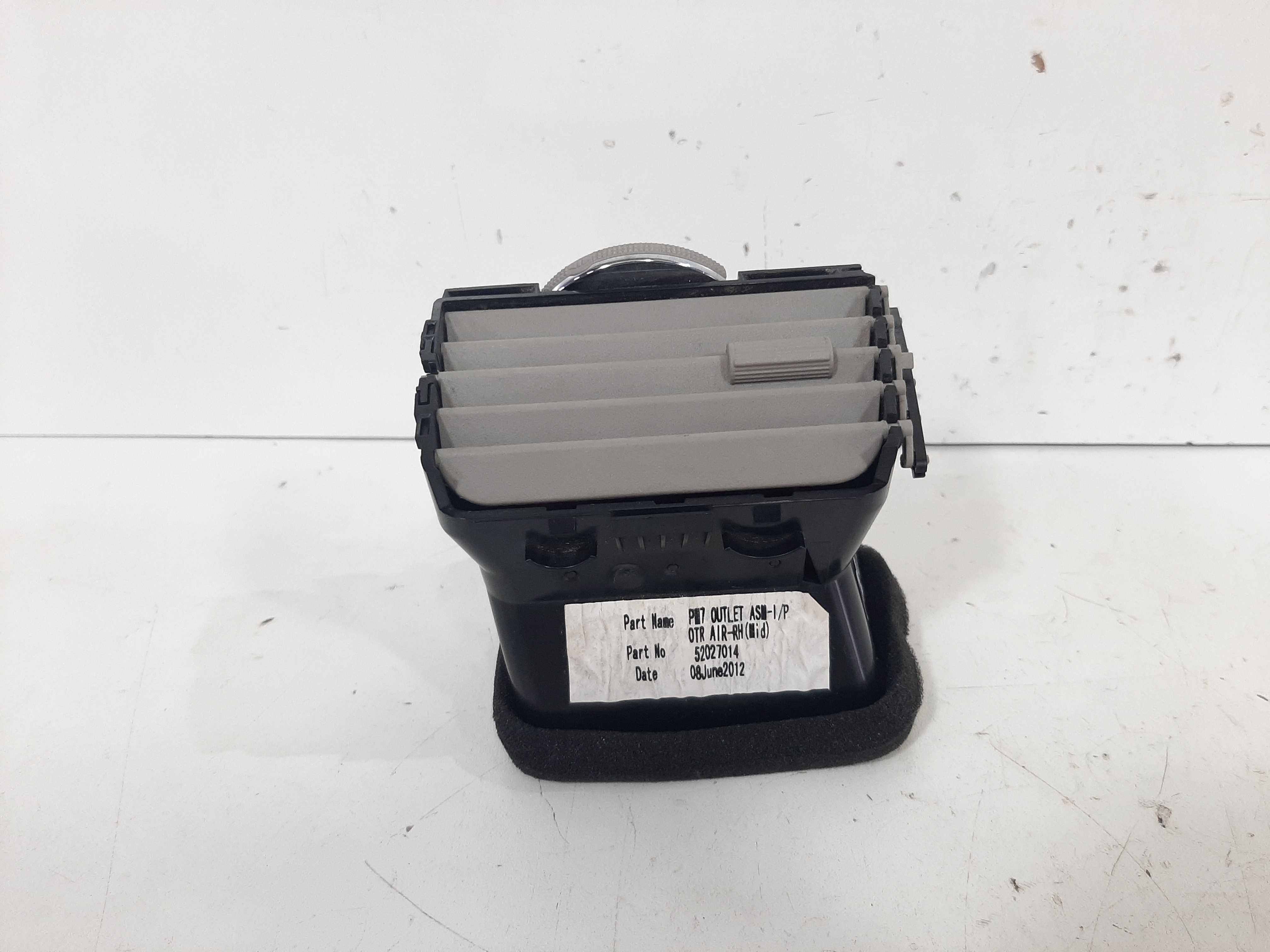Difusor Ar Dianteiro Direito Gm Spin 2012 2013 2014 A 2017 3