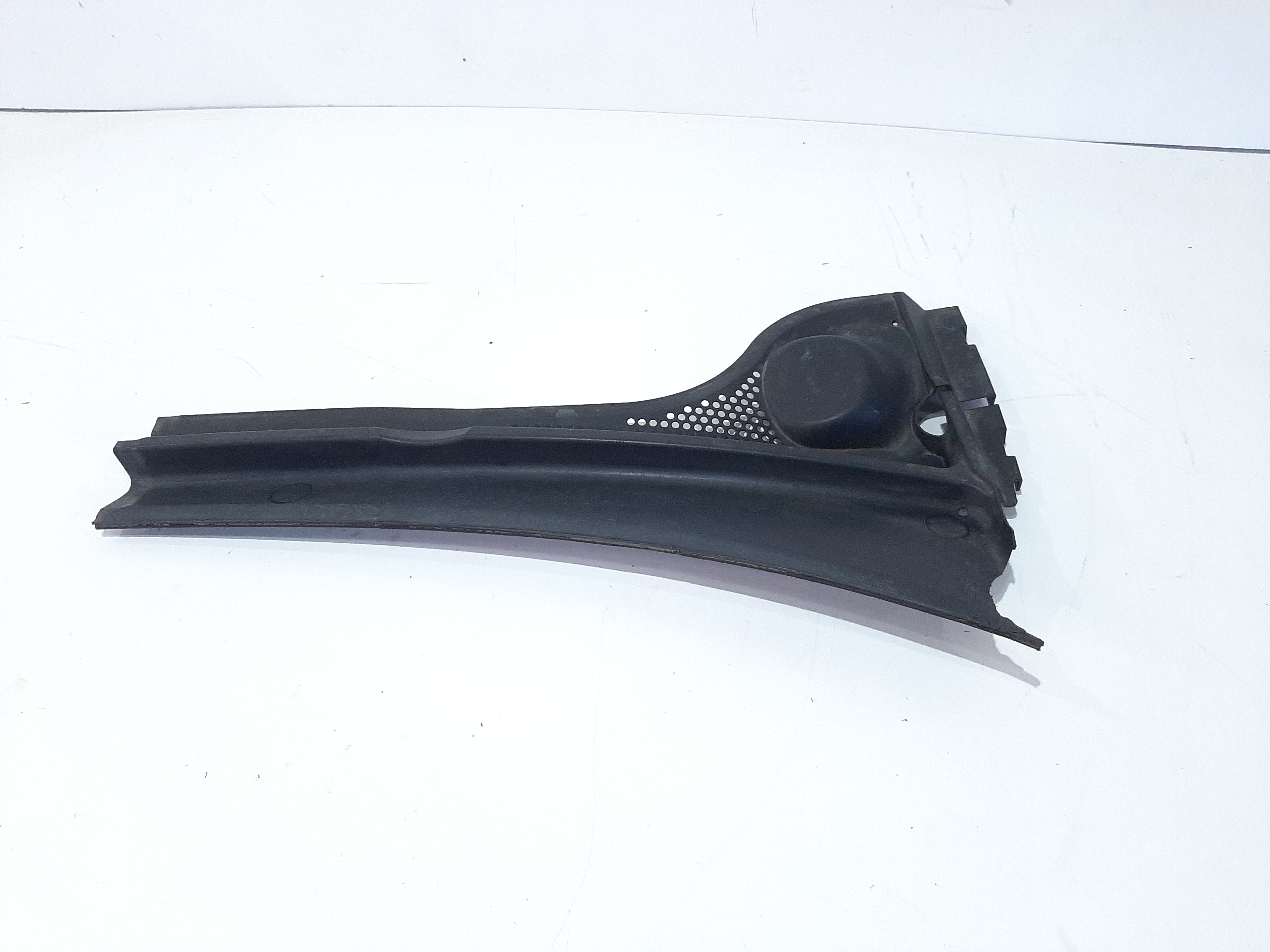 Grade churrasqueira dianteira direita Jetta 371 com detalhe 8
