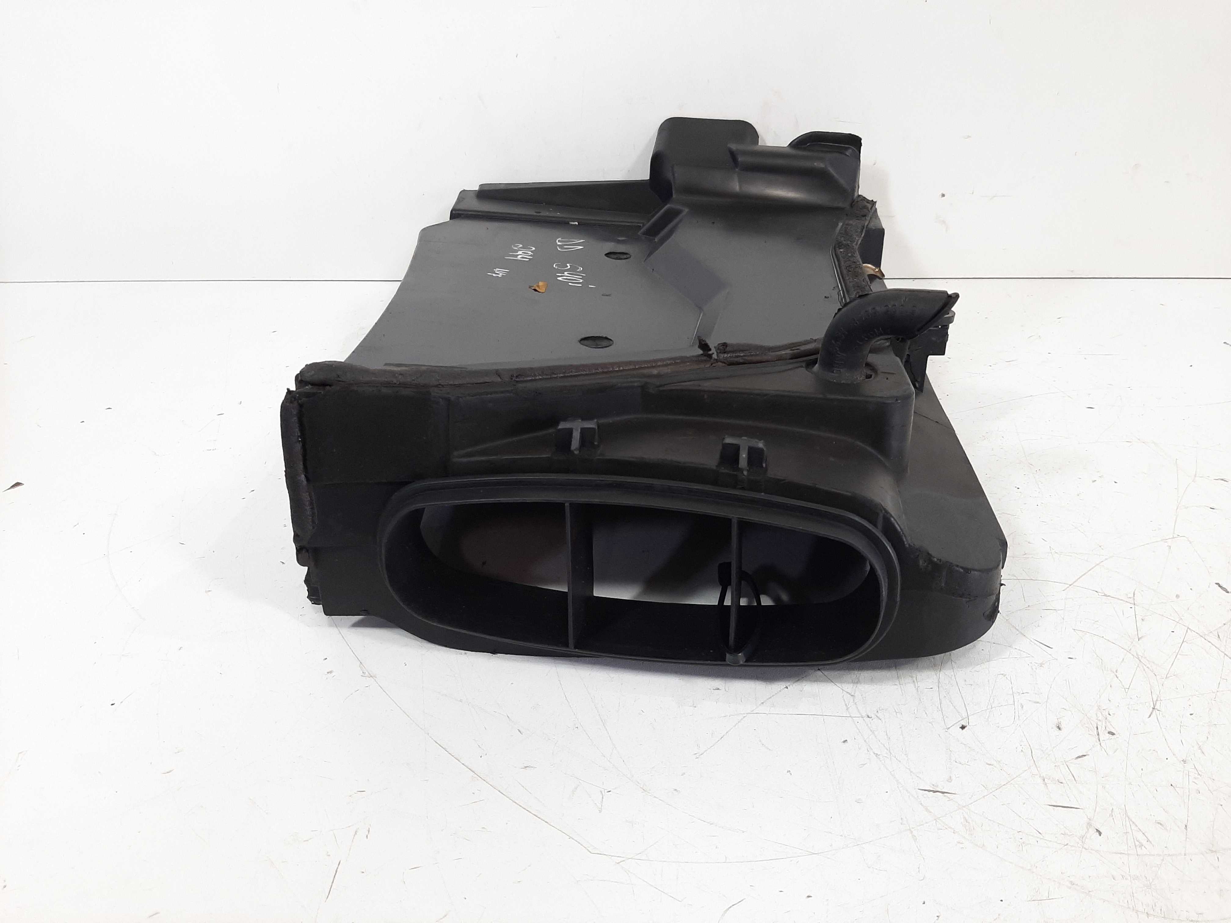 Caixa De Filtro Ar Inferior Direito 540i 4.4 V8 96 97 A 2004 8