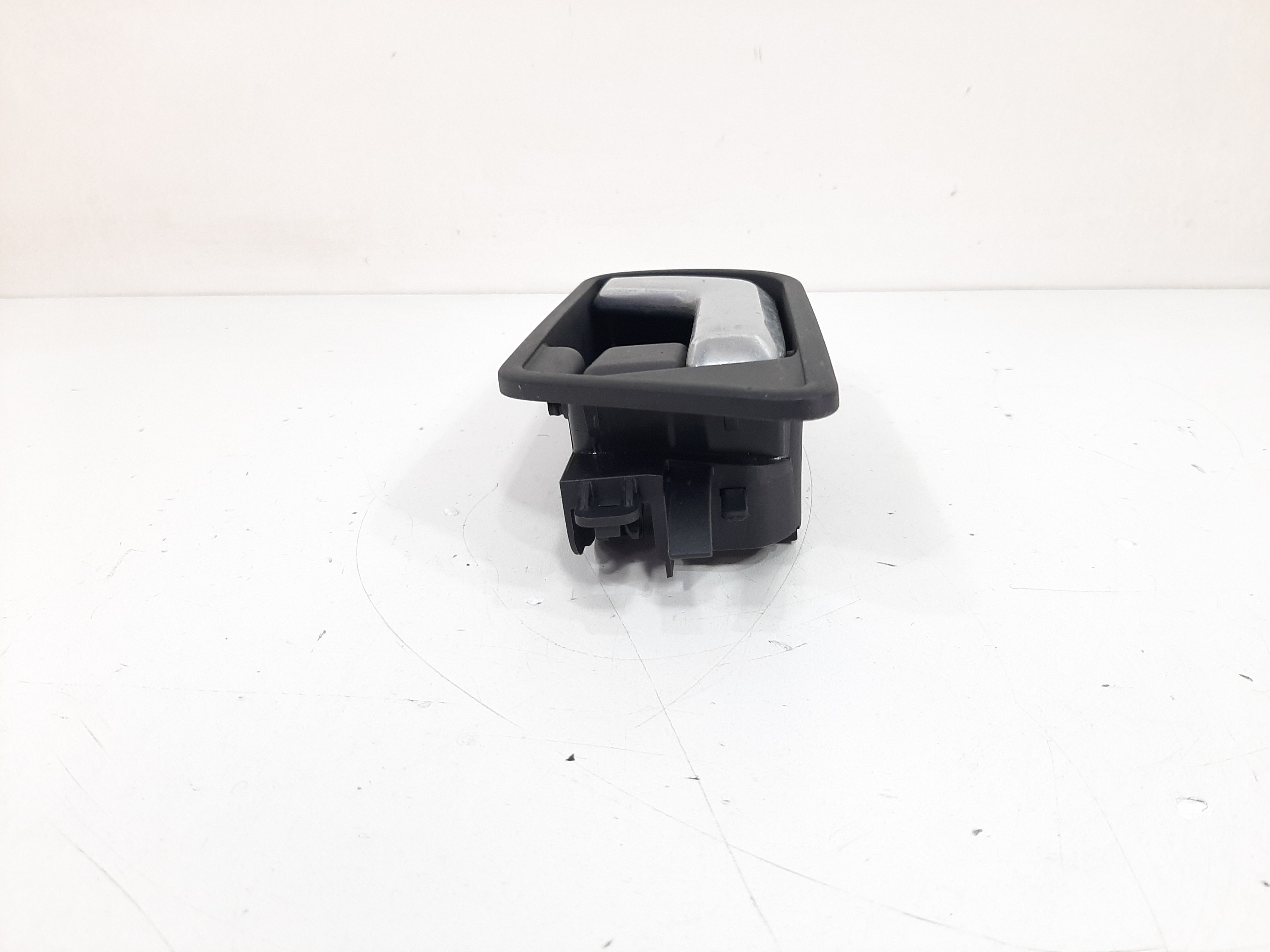 Maçaneta Interna Traseira Esquerda Freelander 2 2007 A 2012 9