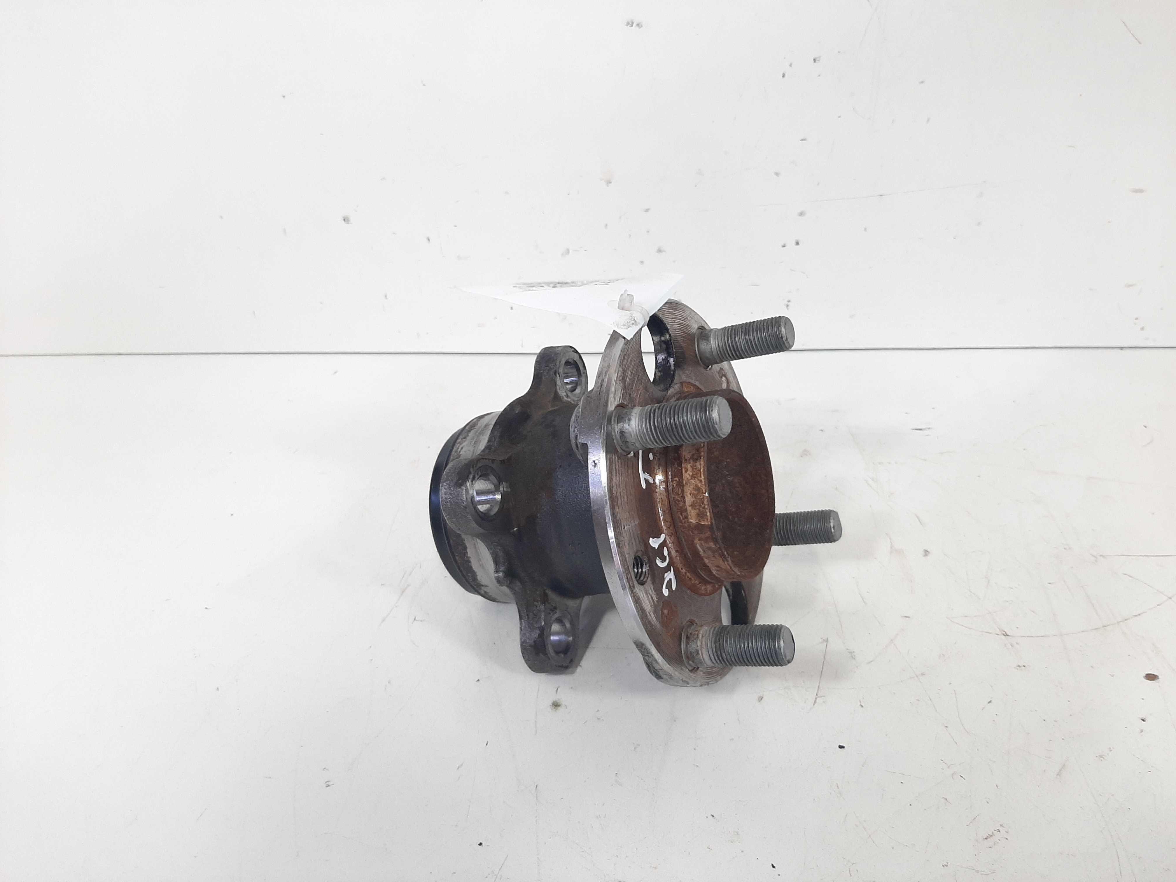 Cubo Traseiro Esquerdo Nissan Kicks 2015 2016 2017 A 2024 2