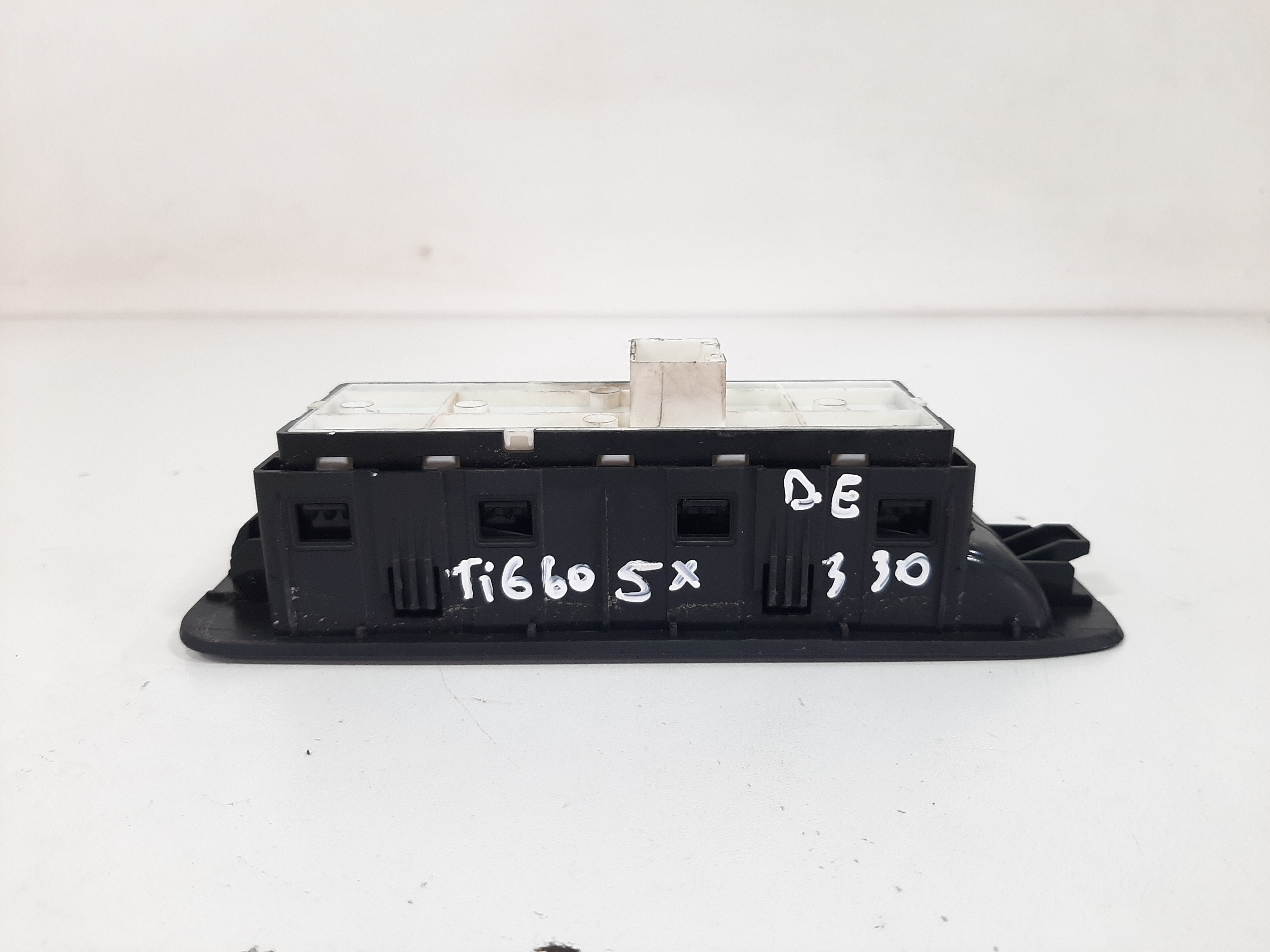 Comando Vidro Elétrico Dianteiro Esq Tiggo 5x 2019 A 2023 6