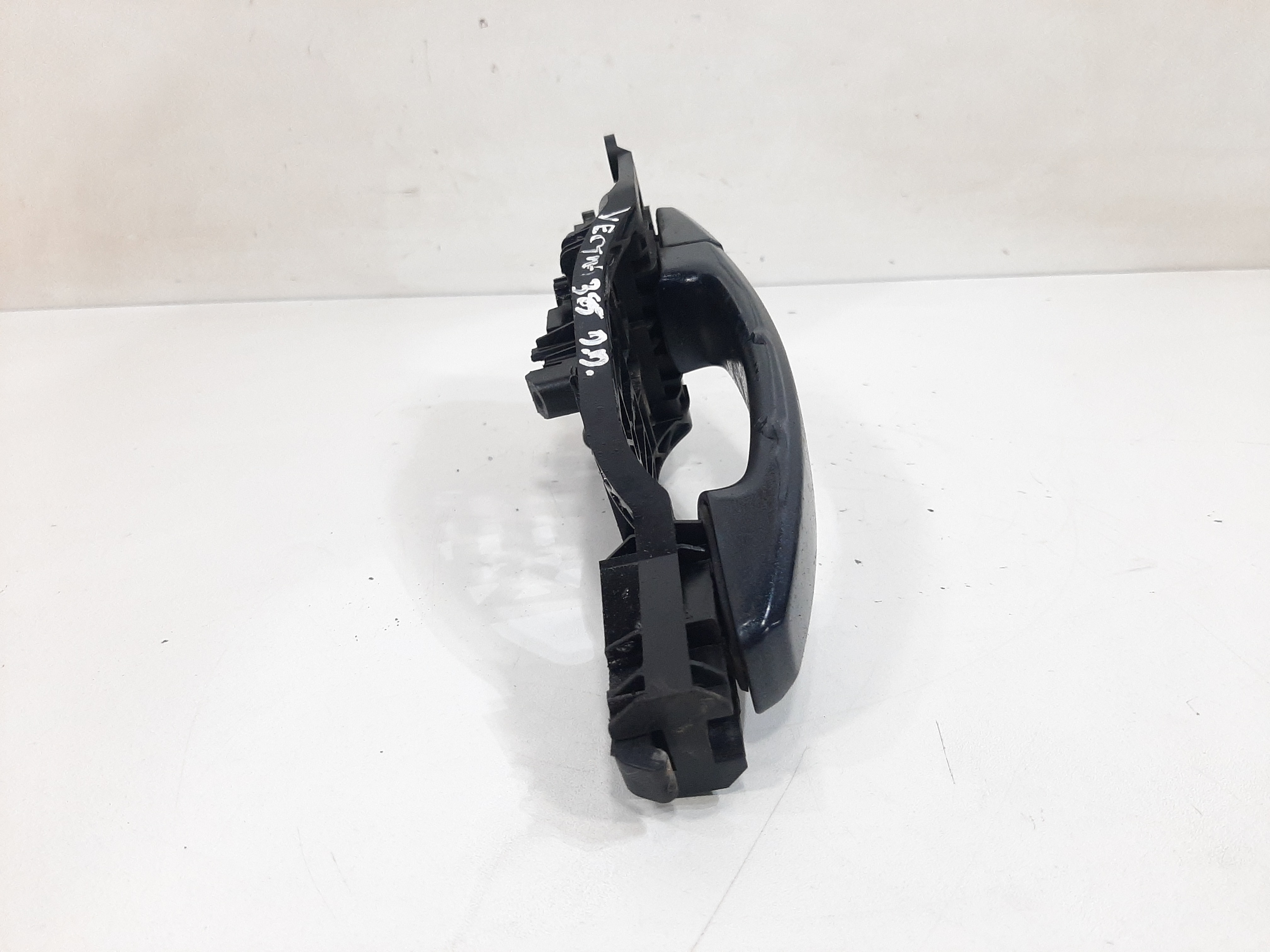 Maçaneta Externa Dianteira Direita Gm Vectra Gt 2006 A 2012 1
