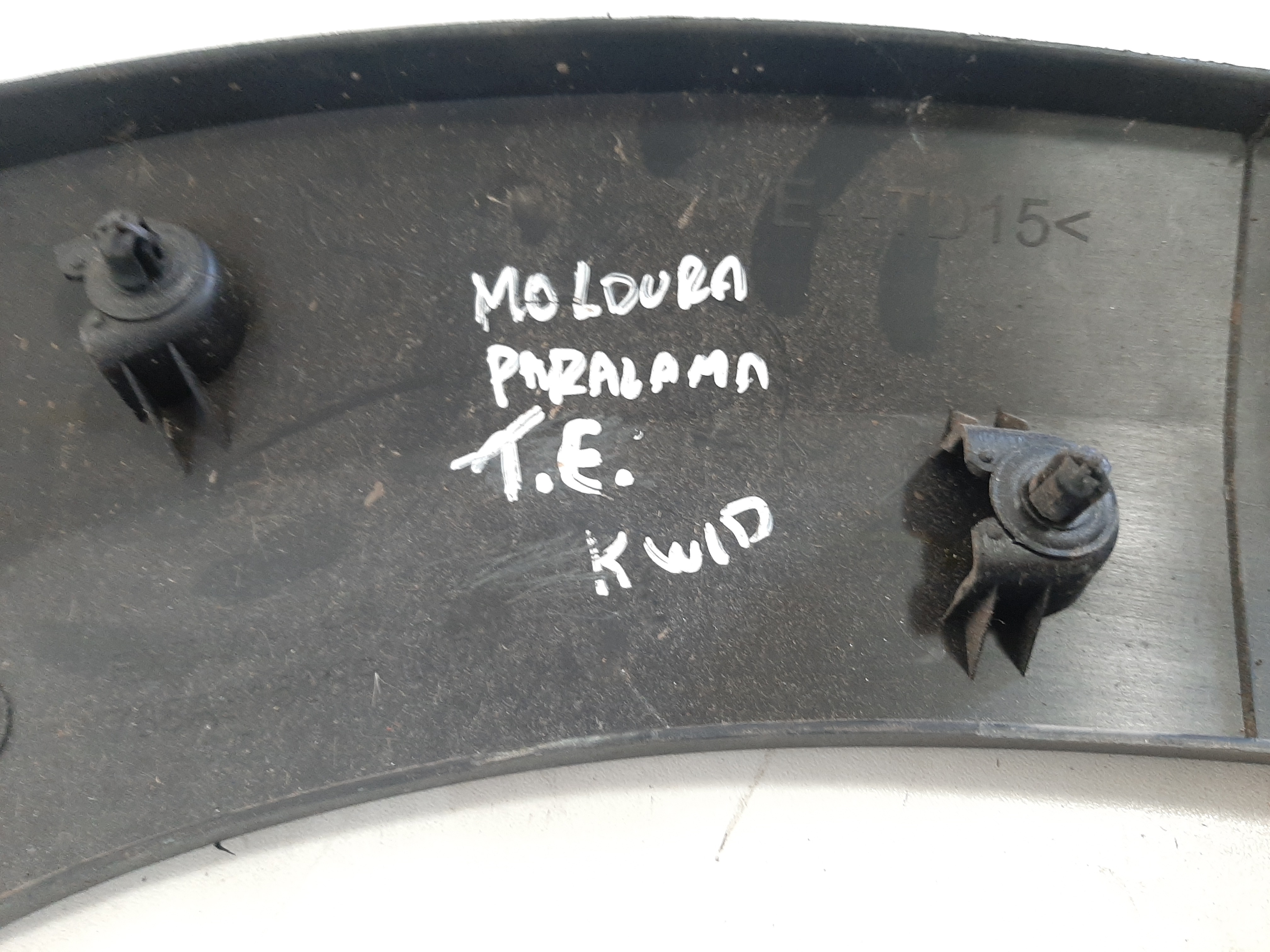 Moldura Paralama Traseiro Esquerdo Renault Kwid 2017 A 2020 7