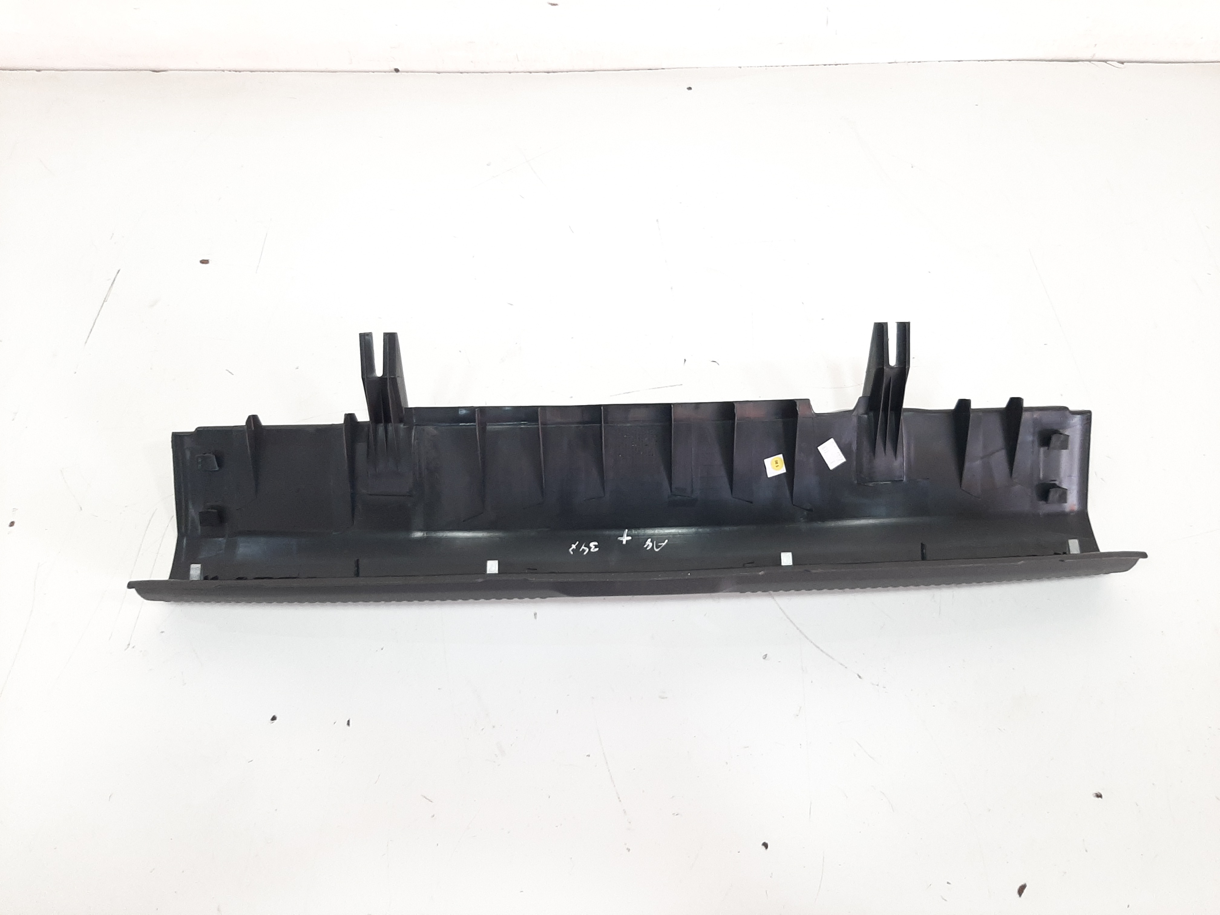 Acabamento Moldura Soleira Portamalas Audi A4 2010 A 2019 4
