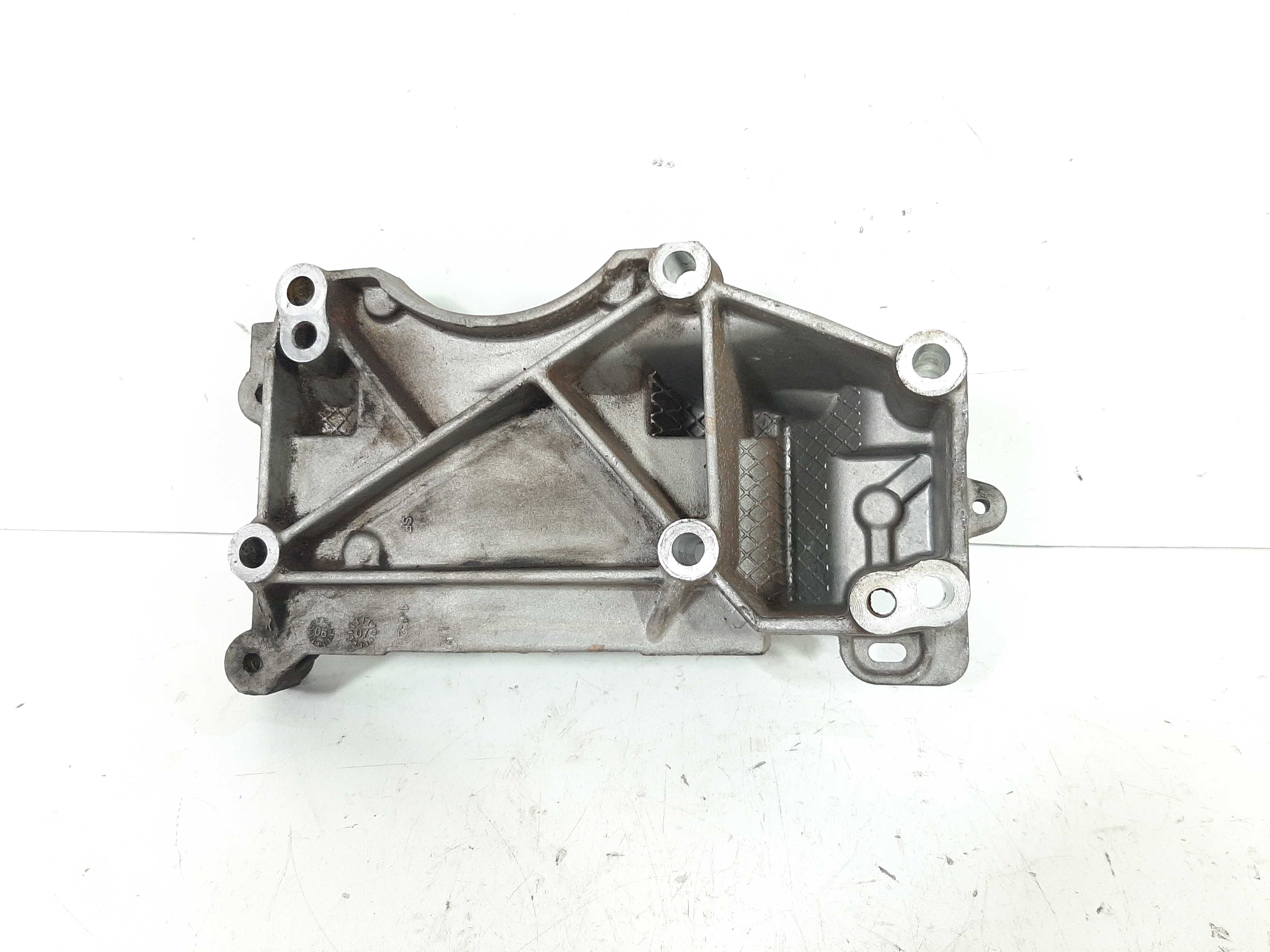Suporte Alternador Citroen C4 Pallas 2.0 2007 2008 A 2013 4
