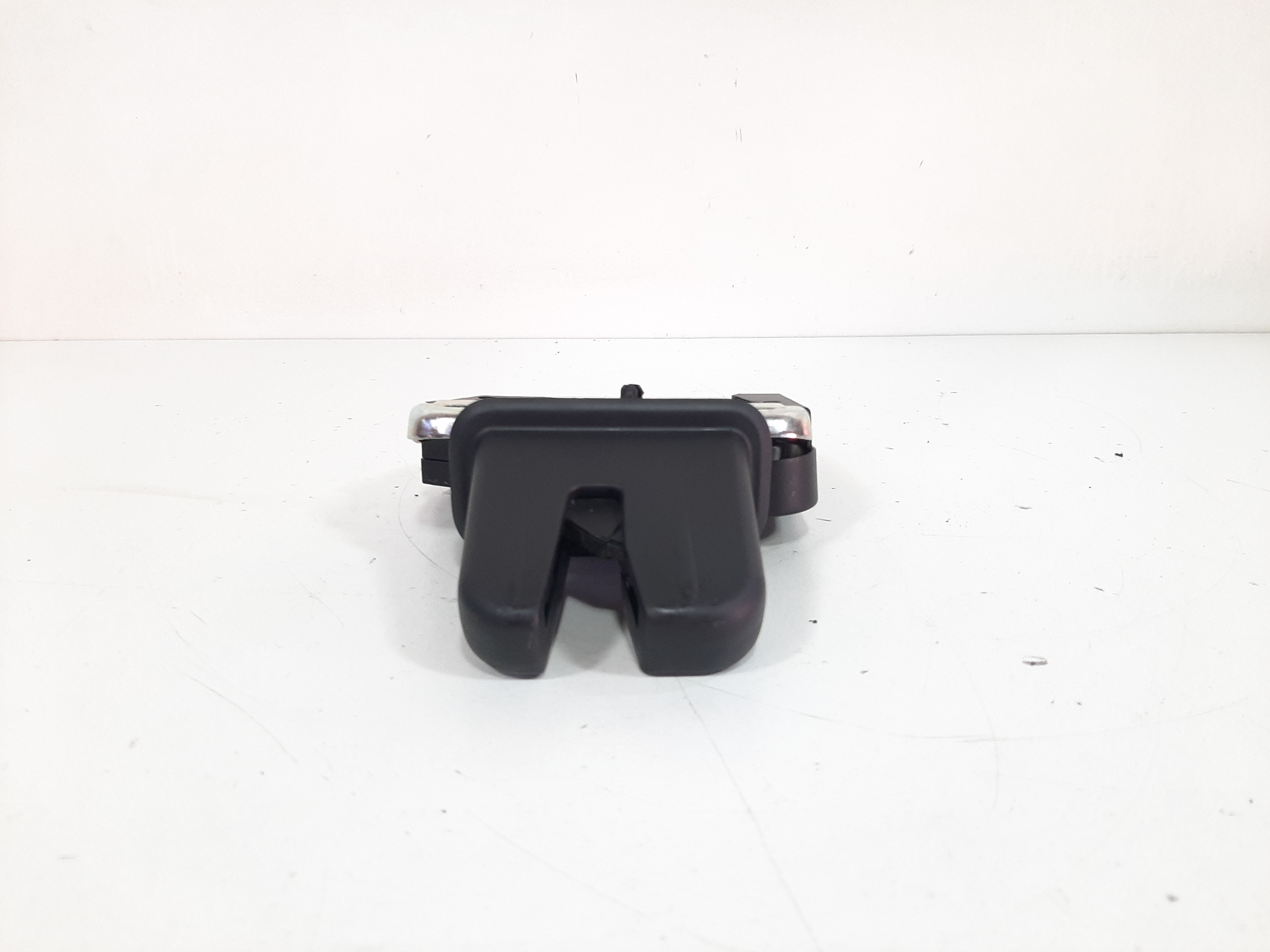 Fechadura Portamalas Audi A4 2013 2014 2015 4f5827505 1