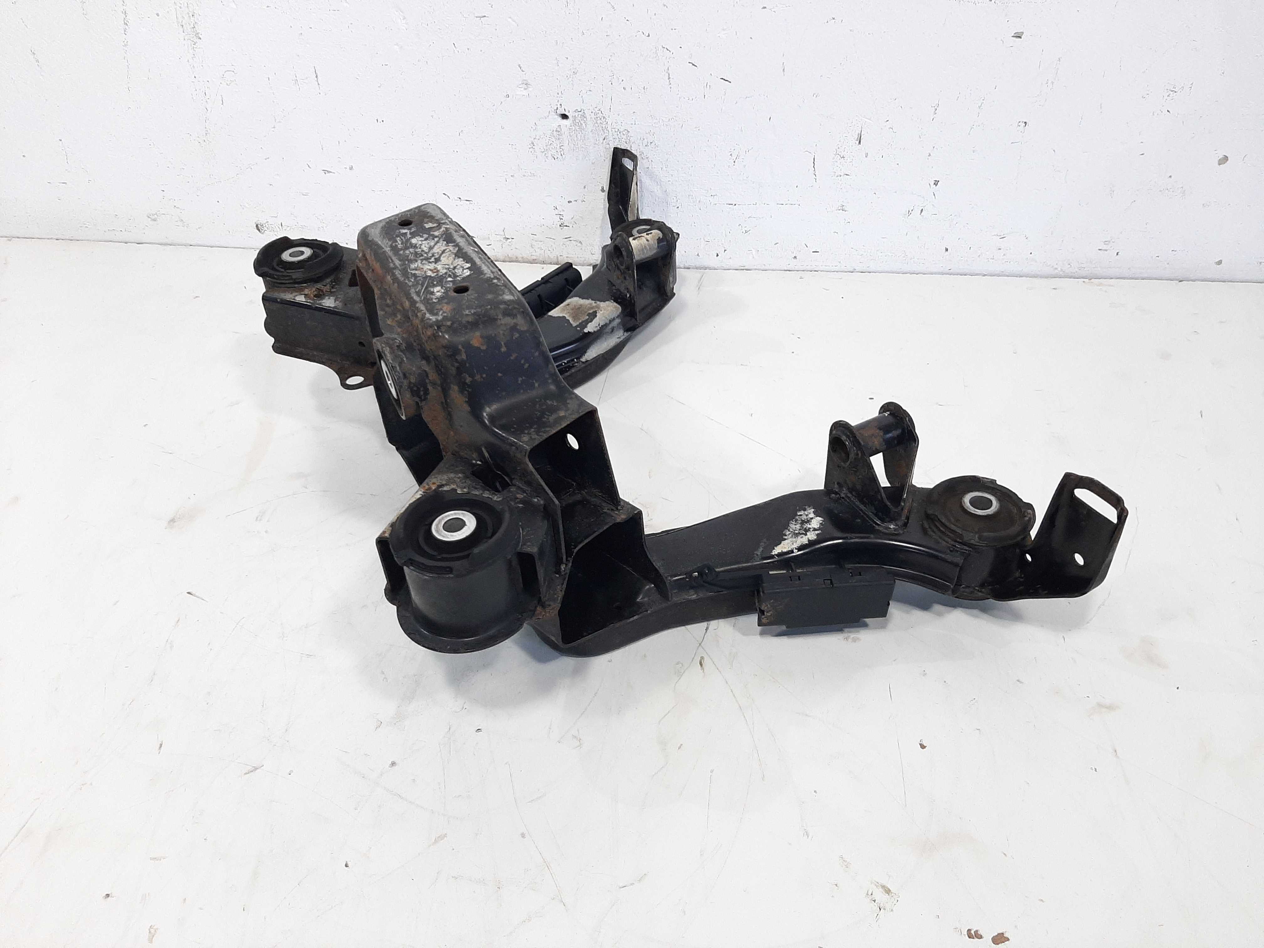 Quadro Suspensão Traseira Bmw 323i E36 1991 1992 1993 A 1994 5