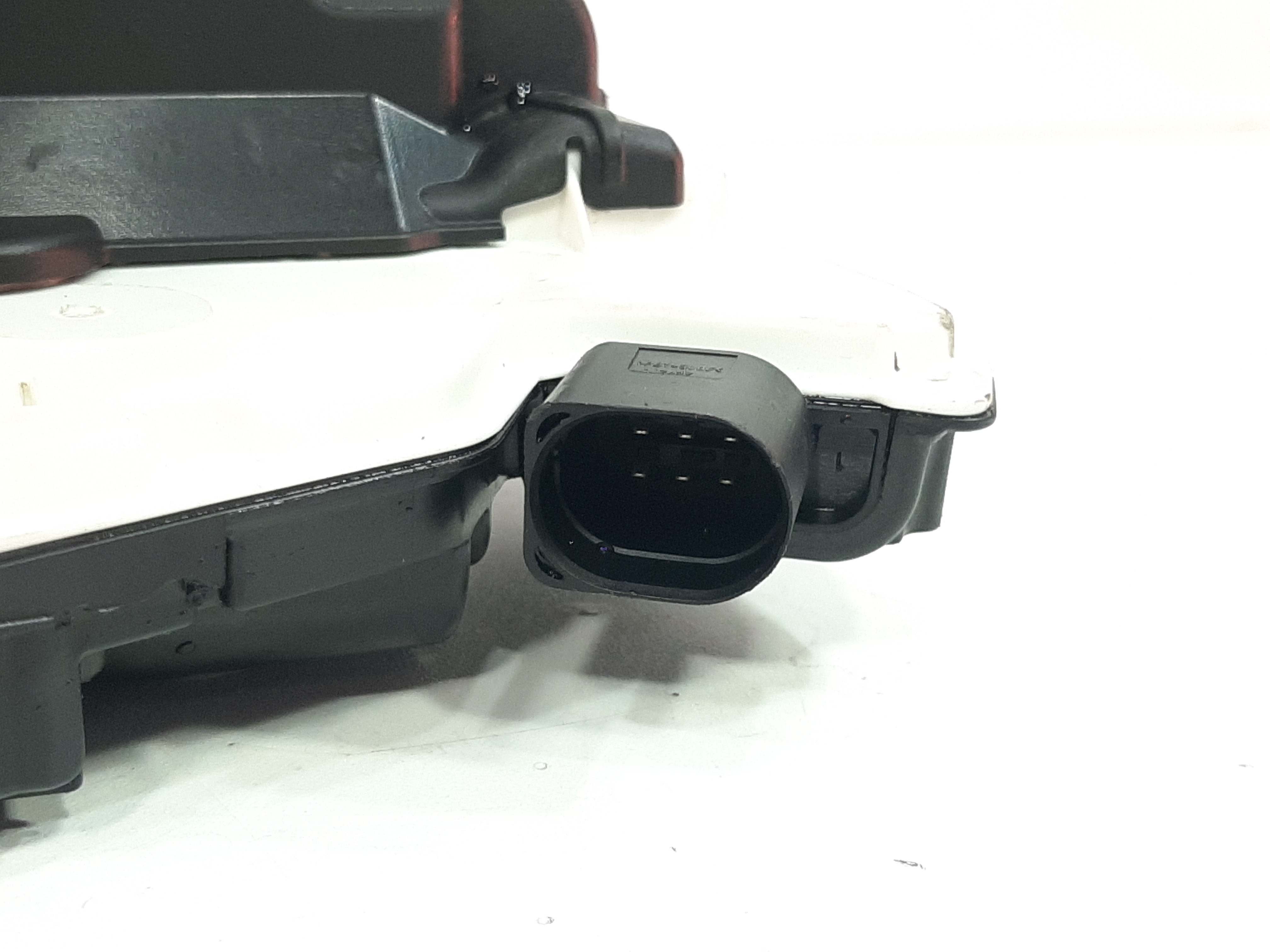 Fechadura Elétrica Dianteira Direita Vw Tiguan 2012 A 2017 1